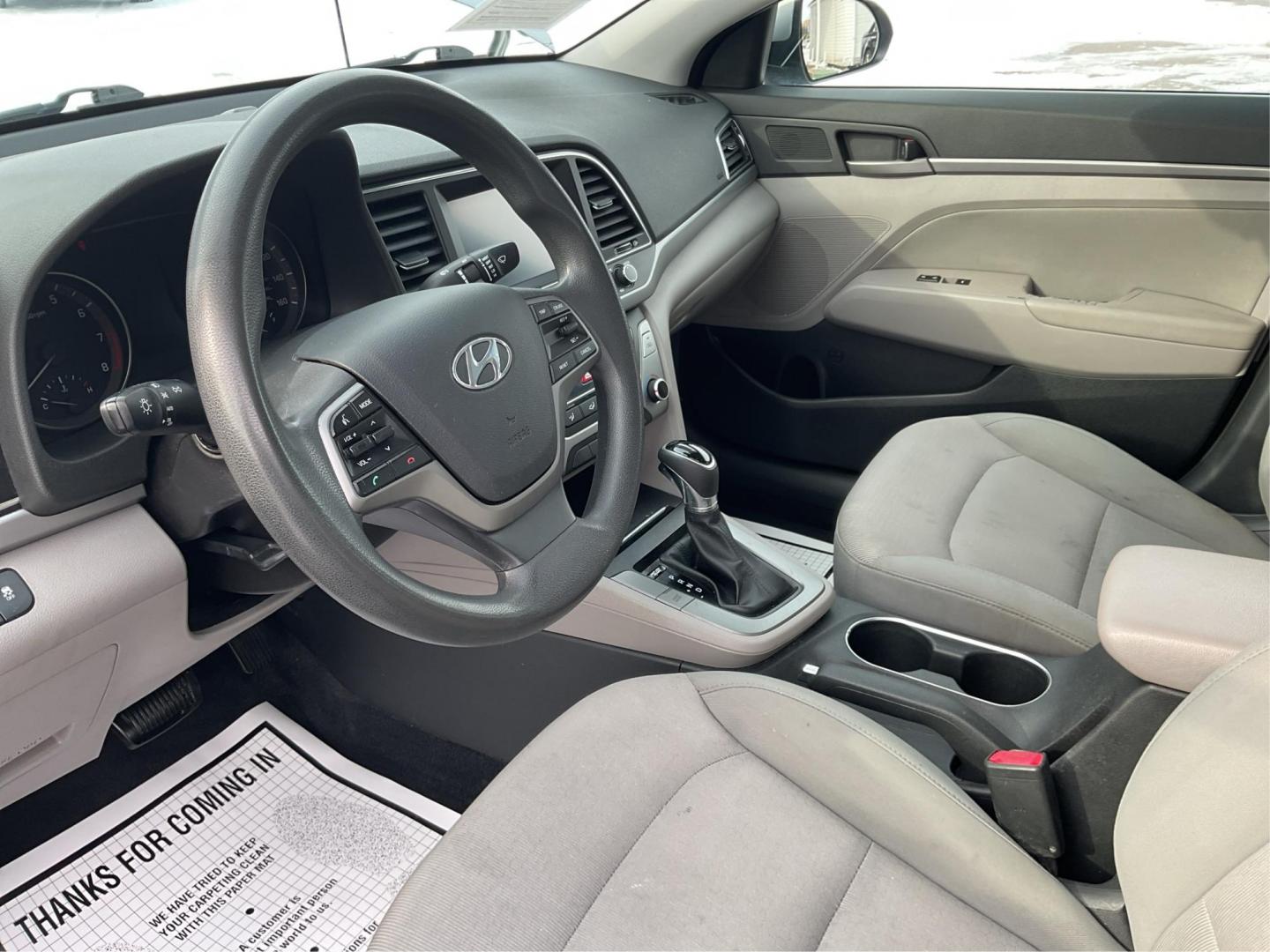 2017 Gray Hyundai Elantra SE (5NPD84LF3HH) with an Other engine, located at 880 E. National Road, OH, 45377, (937) 908-9800, 39.891918, -84.183975 - Photo#8