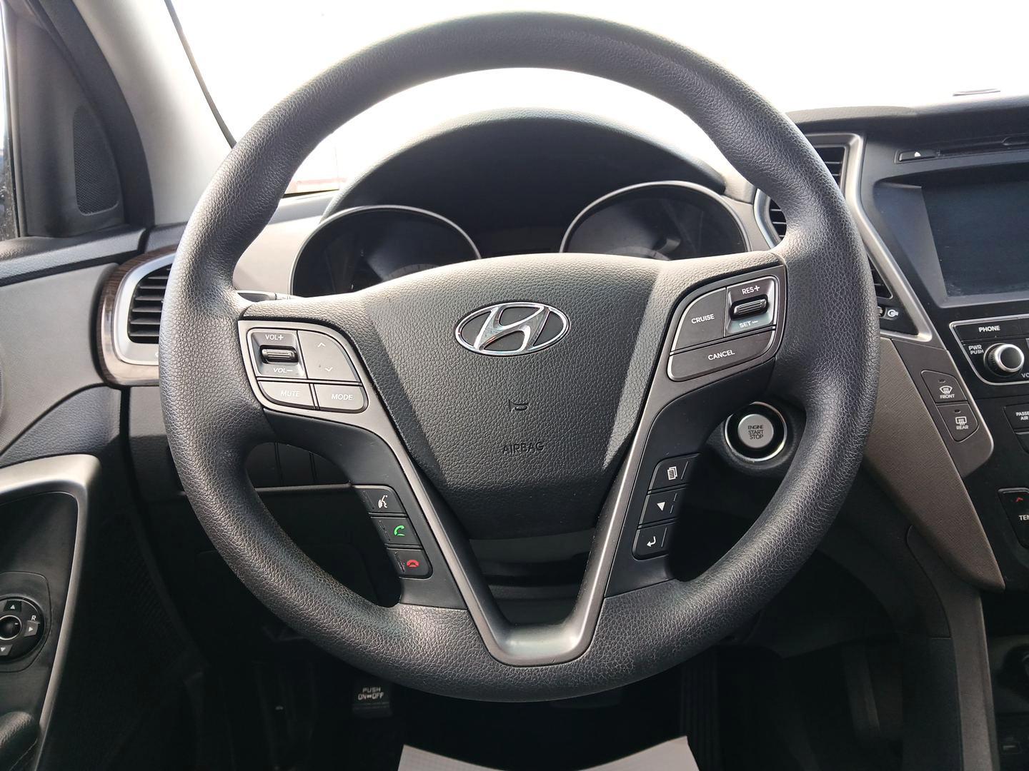 2017 Hyundai Santa Fe Sport 2.4 FWD (5NMZU3LB7HH) with an 2.4L L4 DOHC 16V engine, 6-Speed Automatic transmission, located at 1230 East Main St, Xenia, OH, 45385, (937) 908-9800, 39.688042, -83.910538 - Photo#15