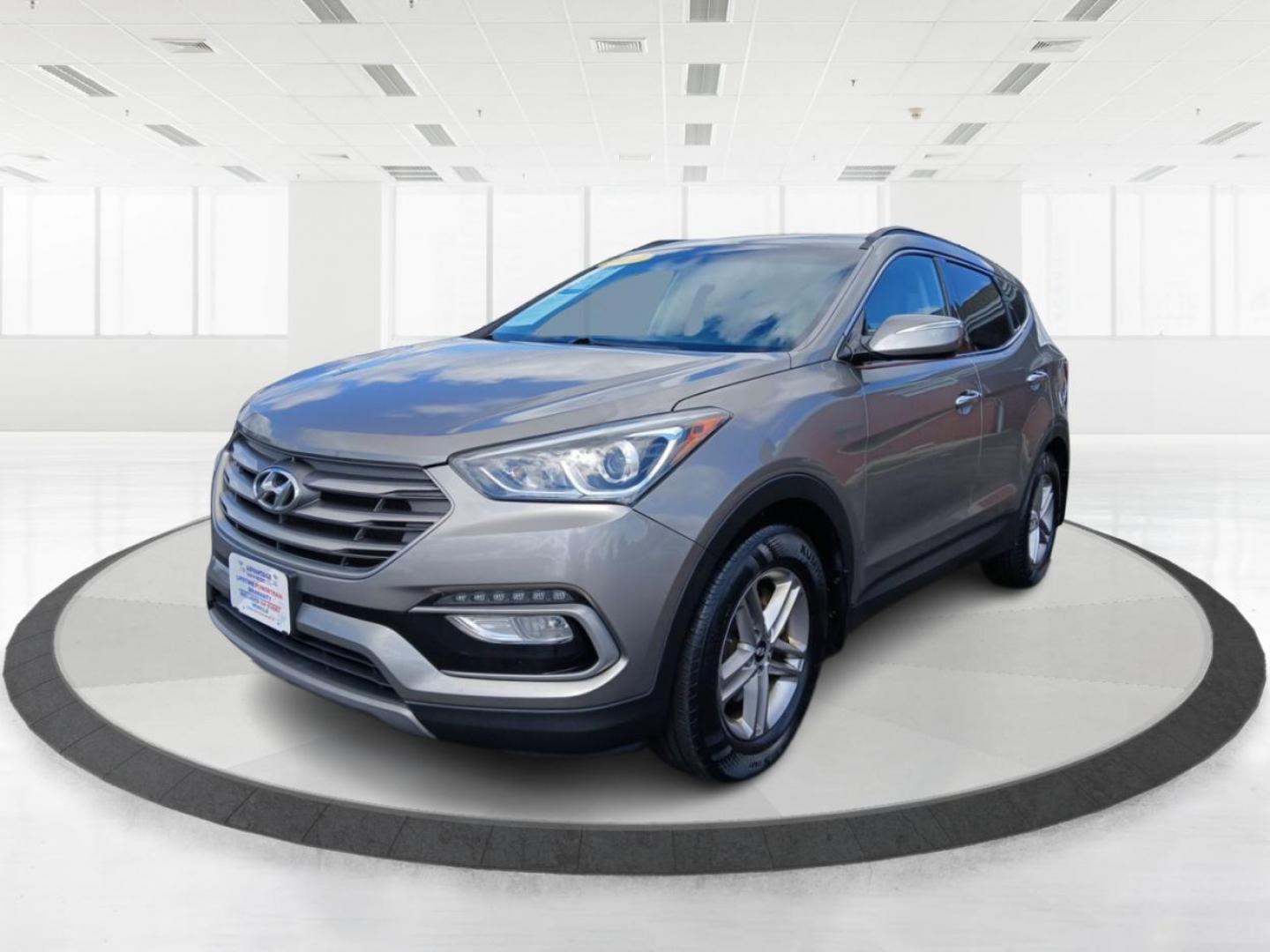 2017 Hyundai Santa Fe Sport 2.4 FWD (5NMZU3LB7HH) with an 2.4L L4 DOHC 16V engine, 6-Speed Automatic transmission, located at 1230 East Main St, Xenia, OH, 45385, (937) 908-9800, 39.688042, -83.910538 - Photo#7