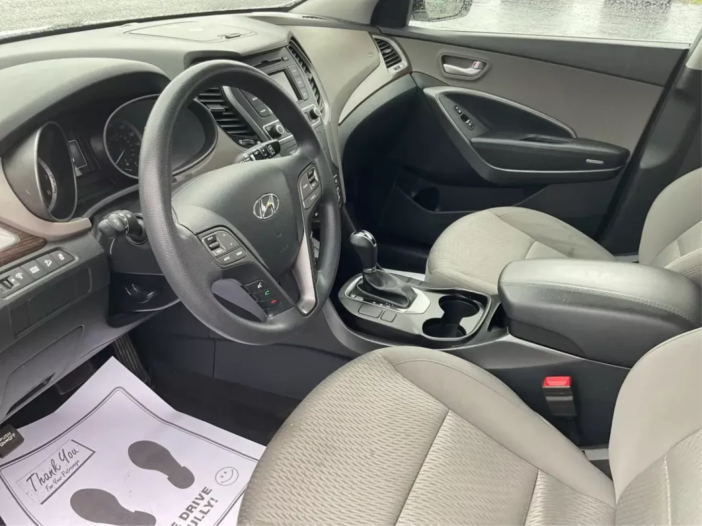 2017 Hyundai Santa Fe Sport 2.4L (5NMZT3LB8HH) with an Theta II 2.4L I-4 gasoline direct injection engine, located at 4508 South Dixie Dr, Moraine, OH, 45439, (937) 908-9800, 39.807072, -84.031563 - Photo#8