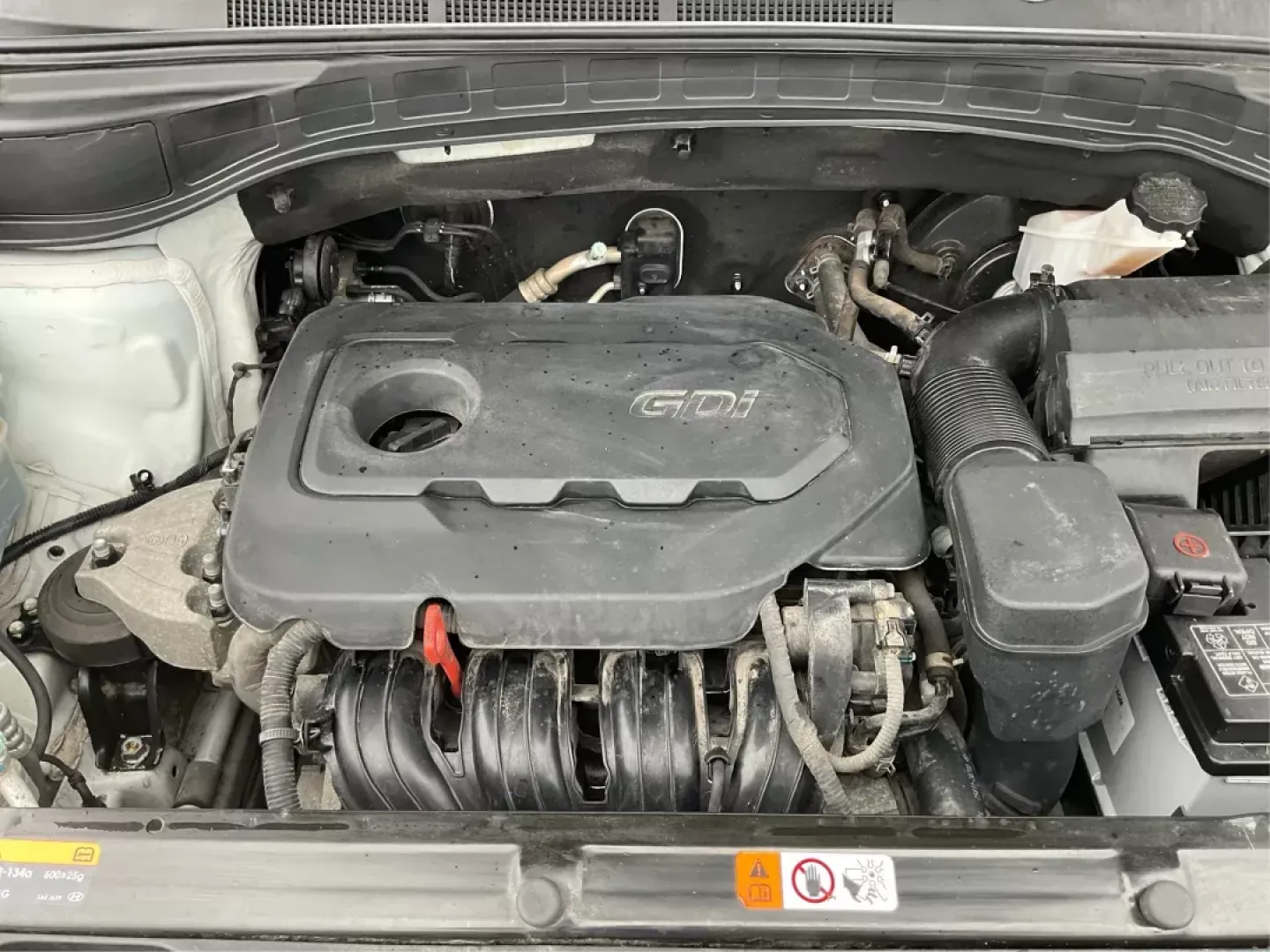 2017 Hyundai Santa Fe Sport 2.4L (5NMZT3LB8HH) with an Theta II 2.4L I-4 gasoline direct injection engine, located at 4508 South Dixie Dr, Moraine, OH, 45439, (937) 908-9800, 39.807072, -84.031563 - Photo#10
