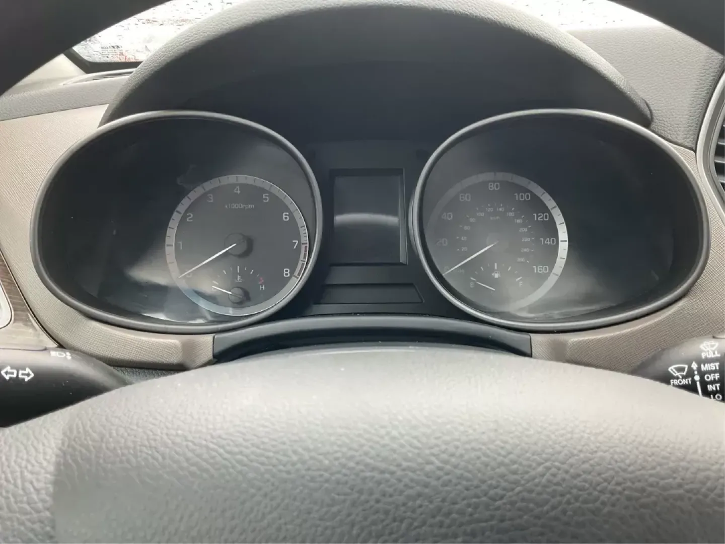 2017 Hyundai Santa Fe Sport 2.4L (5NMZT3LB8HH) with an Theta II 2.4L I-4 gasoline direct injection engine, located at 4508 South Dixie Dr, Moraine, OH, 45439, (937) 908-9800, 39.807072, -84.031563 - Photo#14