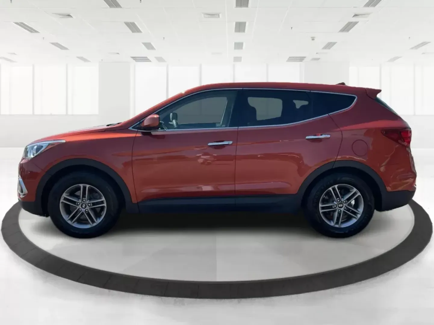 2017 Hyundai Santa Fe 2.4L (5XYZT3LB6HG) with an Theta II 2.4L I-4 gasoline direct injection engine, located at 4508 South Dixie Dr, Moraine, OH, 45439, (937) 908-9800, 39.807072, -84.031563 - Photo#5