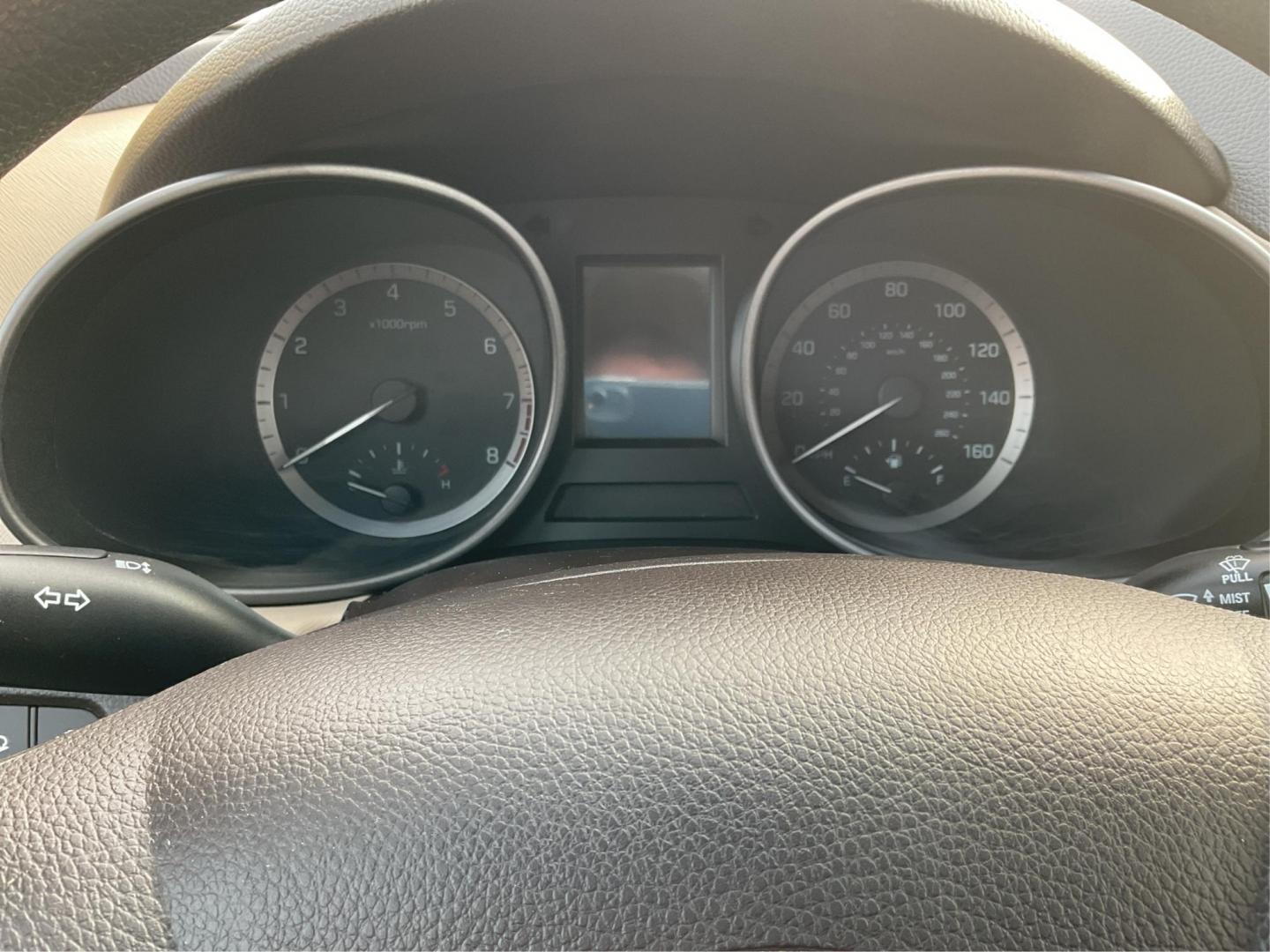 2017 Hyundai Santa Fe Sport 2.4L (5XYZT3LBXHG) with an Theta II 2.4L I-4 gasoline direct injection engine, located at 1099 N County Rd 25A , Troy, OH, 45373, (937) 908-9800, 40.057041, -84.215462 - Photo#14