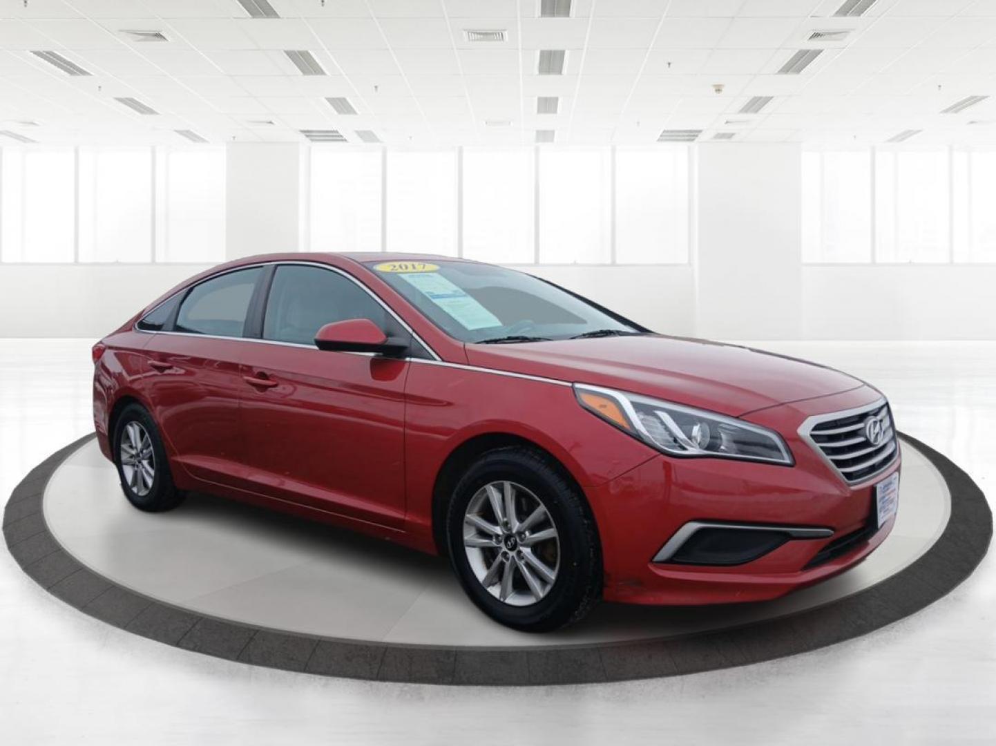 2017 Hyundai Sonata SE (5NPE24AF8HH) with an 2.4L L4 DOHC 16V engine, 7-Speed Automatic transmission, located at 880 E. National Road, OH, 45377, (937) 908-9800, 39.891918, -84.183975 - Photo#0