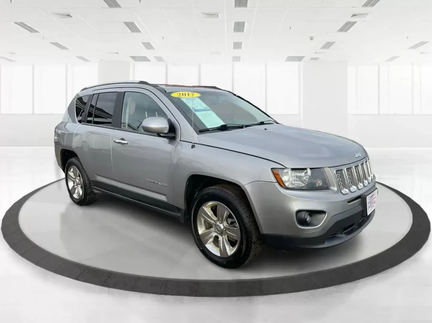 2017 Jeep Compass Latitude 4x4 (1C4NJDEB9HD) with an 2.4L I-4 DOHC engine, located at 1184 Kauffman Ave, Fairborn, OH, 45324, (937) 908-9800, 39.807072, -84.031563 - Photo#0