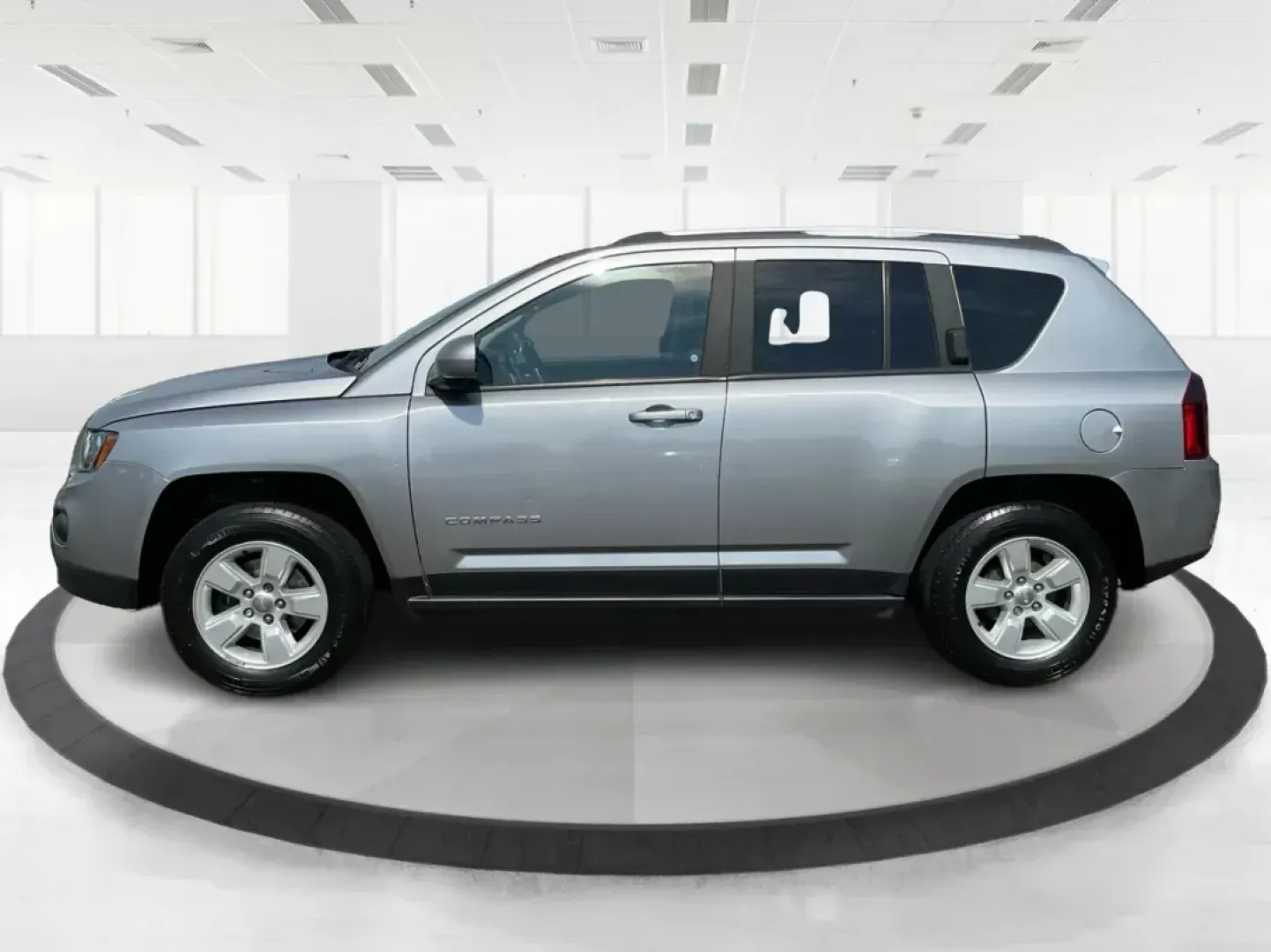 2017 Jeep Compass Latitude FWD (1C4NJCEA3HD) with an Other engine, located at 880 E. National Road, OH, 45377, (937) 908-9800, 39.891918, -84.183975 - Photo#5
