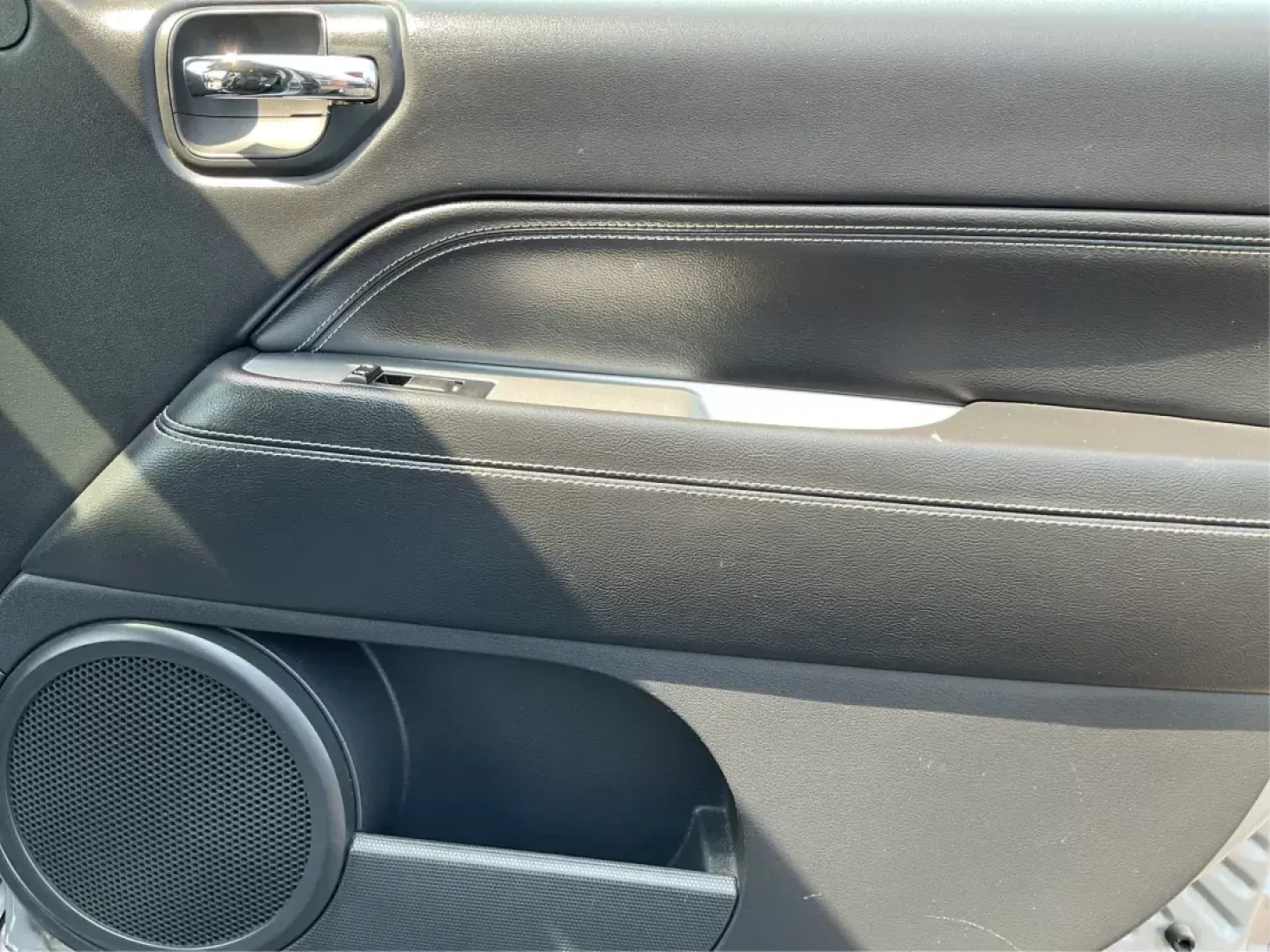 2017 Jeep Compass Latitude FWD (1C4NJCEA3HD) with an Other engine, located at 880 E. National Road, OH, 45377, (937) 908-9800, 39.891918, -84.183975 - Photo#17