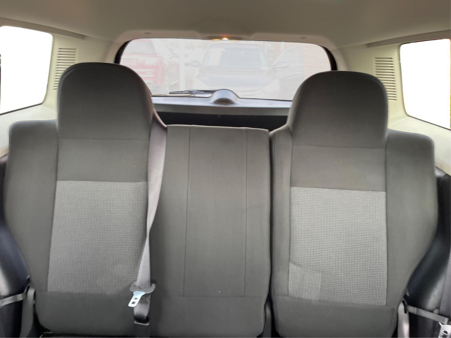 2017 Jeep Patriot Latitude 4WD (1C4NJRFB3HD) with an 2.4L L4 DOHC 16V engine, located at 4508 South Dixie Dr, Moraine, OH, 45439, (937) 908-9800, 39.807072, -84.031563 - Photo#13