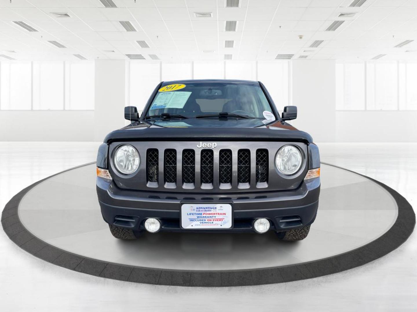 2017 Jeep Patriot Latitude 4WD (1C4NJRFB3HD) with an 2.4L L4 DOHC 16V engine, located at 4508 South Dixie Dr, Moraine, OH, 45439, (937) 908-9800, 39.807072, -84.031563 - Photo#6