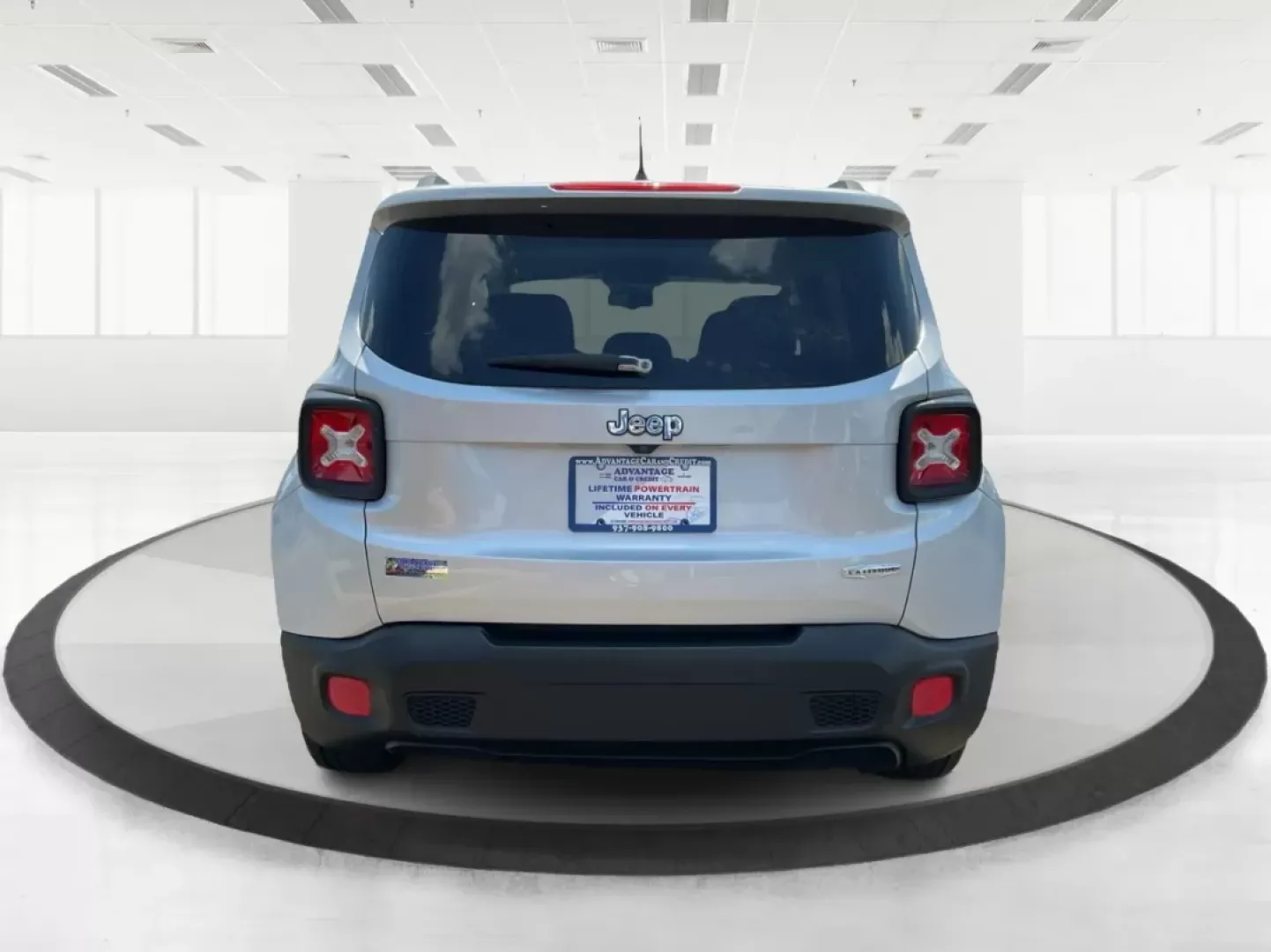 2017 Jeep Renegade Latitude FWD (ZACCJABB4HP) with an Other engine, located at 8750 N County Rd 25A, Piqua, OH, 45356, (937) 908-9800, 40.164391, -84.232513 - Photo#3