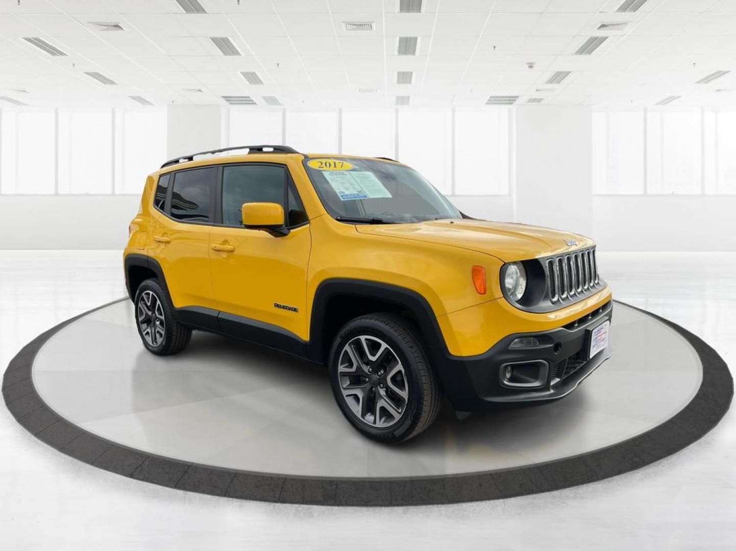 2017 Jeep Renegade Latitude 4x4 (ZACCJBBB3HP) with an MultiAir 1.4L I-4 variable valve control engine, located at 4508 South Dixie Dr, Moraine, OH, 45439, (937) 908-9800, 39.807072, -84.031563 - Photo#0