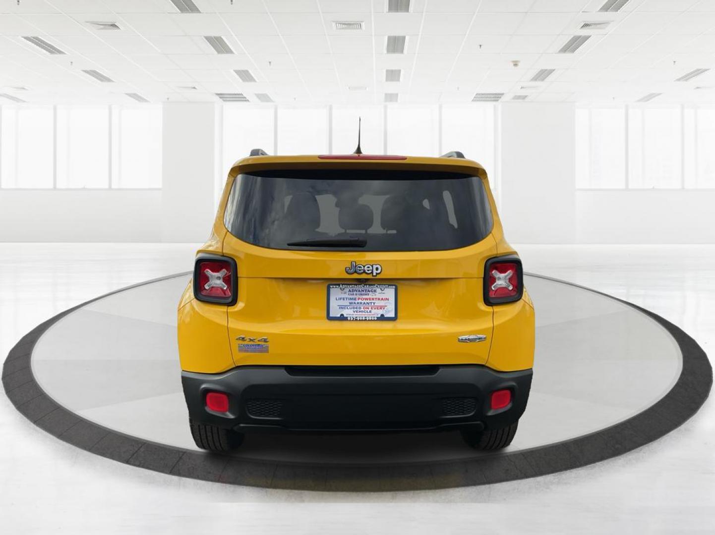 2017 Jeep Renegade Latitude 4x4 (ZACCJBBB3HP) with an MultiAir 1.4L I-4 variable valve control engine, located at 4508 South Dixie Dr, Moraine, OH, 45439, (937) 908-9800, 39.807072, -84.031563 - Photo#3