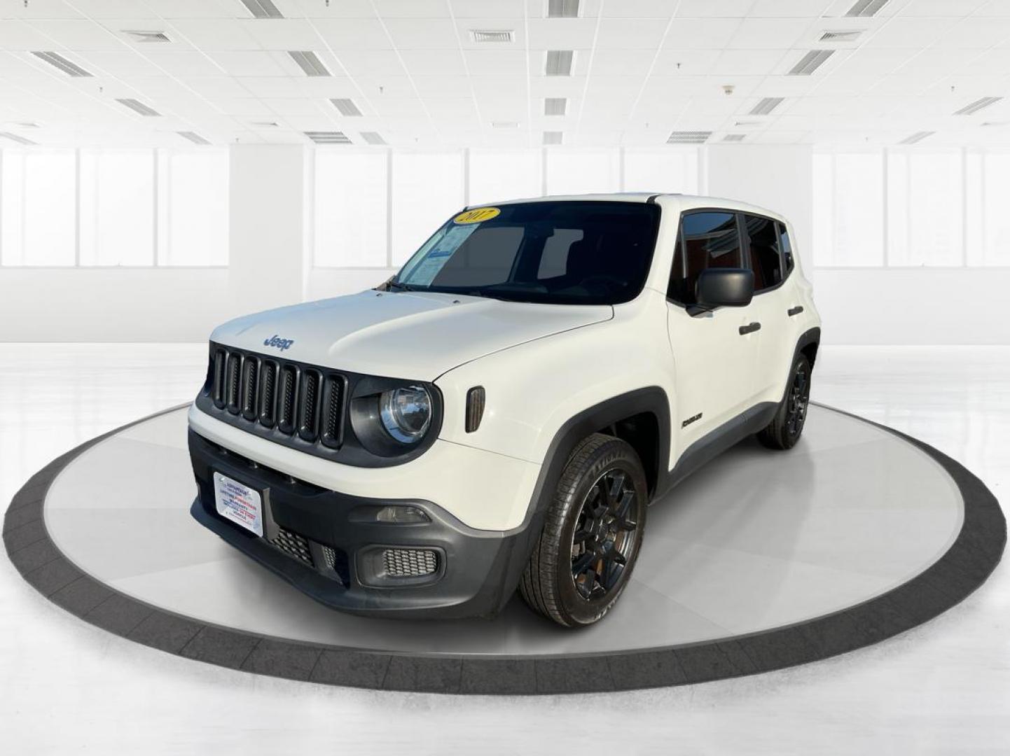 2017 Jeep Renegade Sport 4x4 (ZACCJBAH3HP) with an MultiAir 1.4L I-4 variable valve control engine, Manual transmission, located at 1099 N County Rd 25A , Troy, OH, 45373, (937) 908-9800, 40.057041, -84.215462 - Photo#5