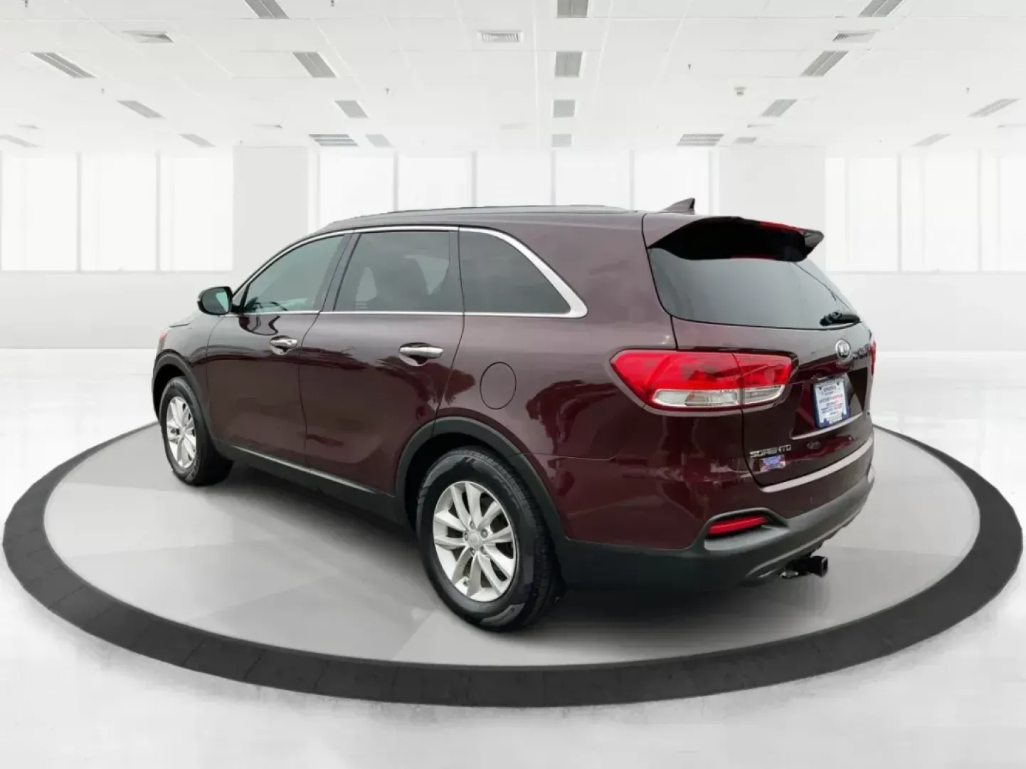 2017 Kia Sorento 3.3L LX (5XYPG4A53HG) with an Lambda II 3.3L V-6 gasoline direct injection engine, located at 1951 S Dayton Lakeview Rd., New Carlisle, OH, 45344, (937) 908-9800, 39.890999, -84.050255 - Photo#4