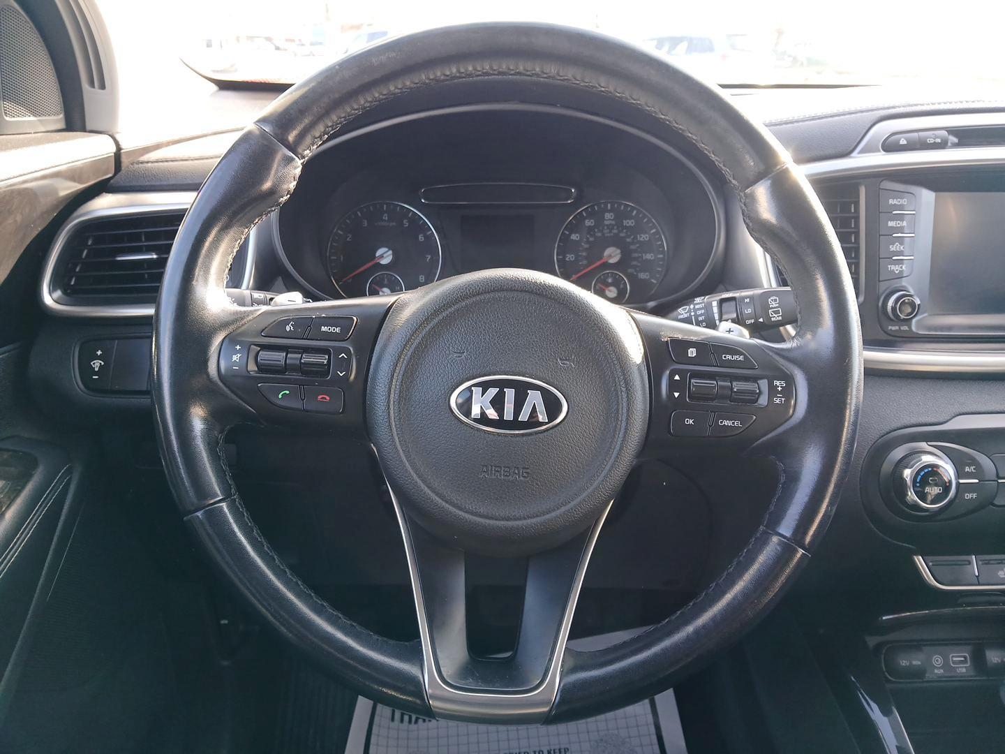 2017 Kia Sorento EX 2WD (5XYPH4A17HG) with an 2.0L L4 DOHC 16V engine, 6-Speed Automatic transmission, located at 401 Woodman Dr, Riverside, OH, 45431, (937) 908-9800, 39.761024, -84.120956 - Photo#15