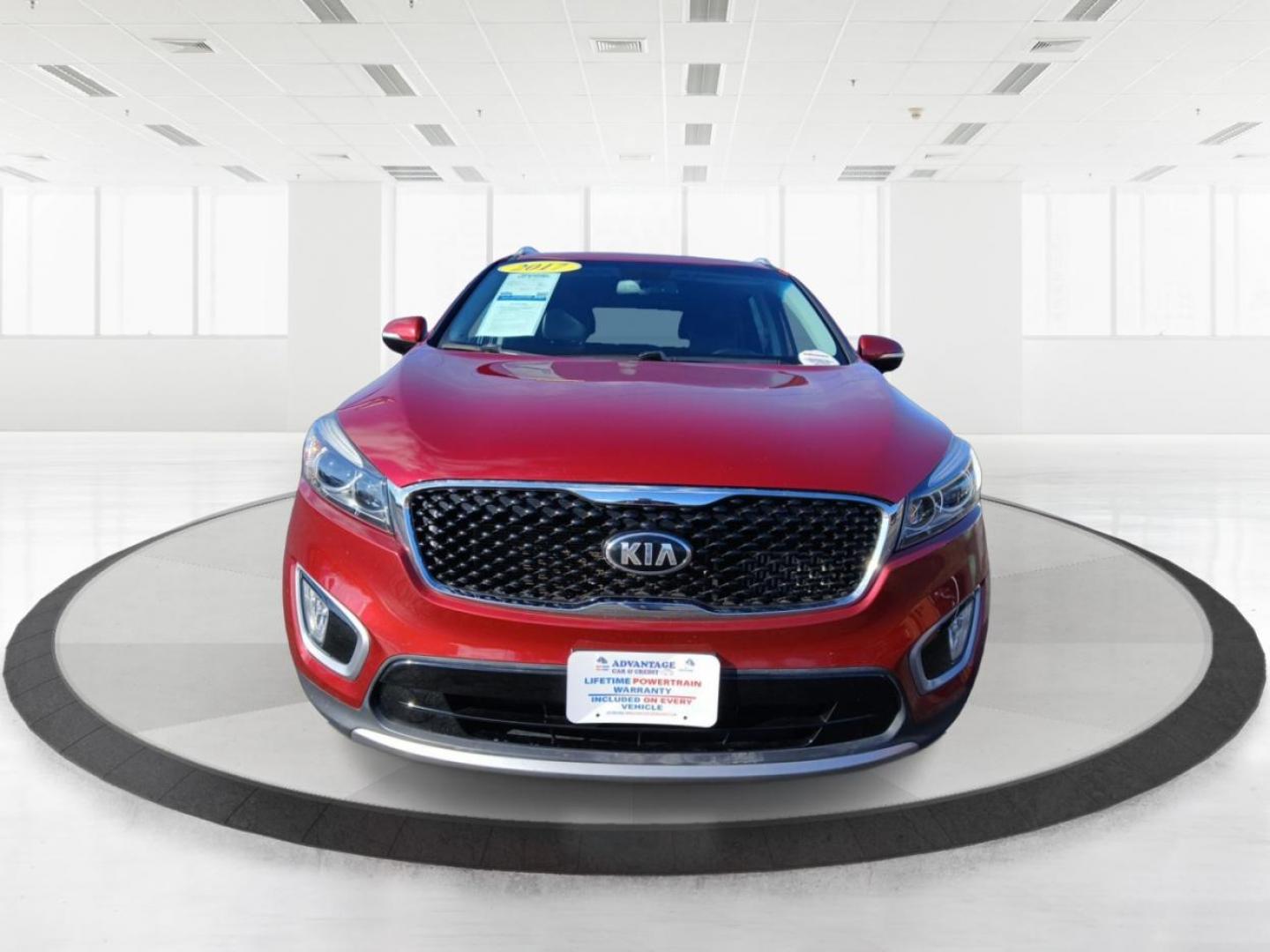 2017 Kia Sorento EX 2WD (5XYPH4A17HG) with an 2.0L L4 DOHC 16V engine, 6-Speed Automatic transmission, located at 401 Woodman Dr, Riverside, OH, 45431, (937) 908-9800, 39.761024, -84.120956 - Photo#6