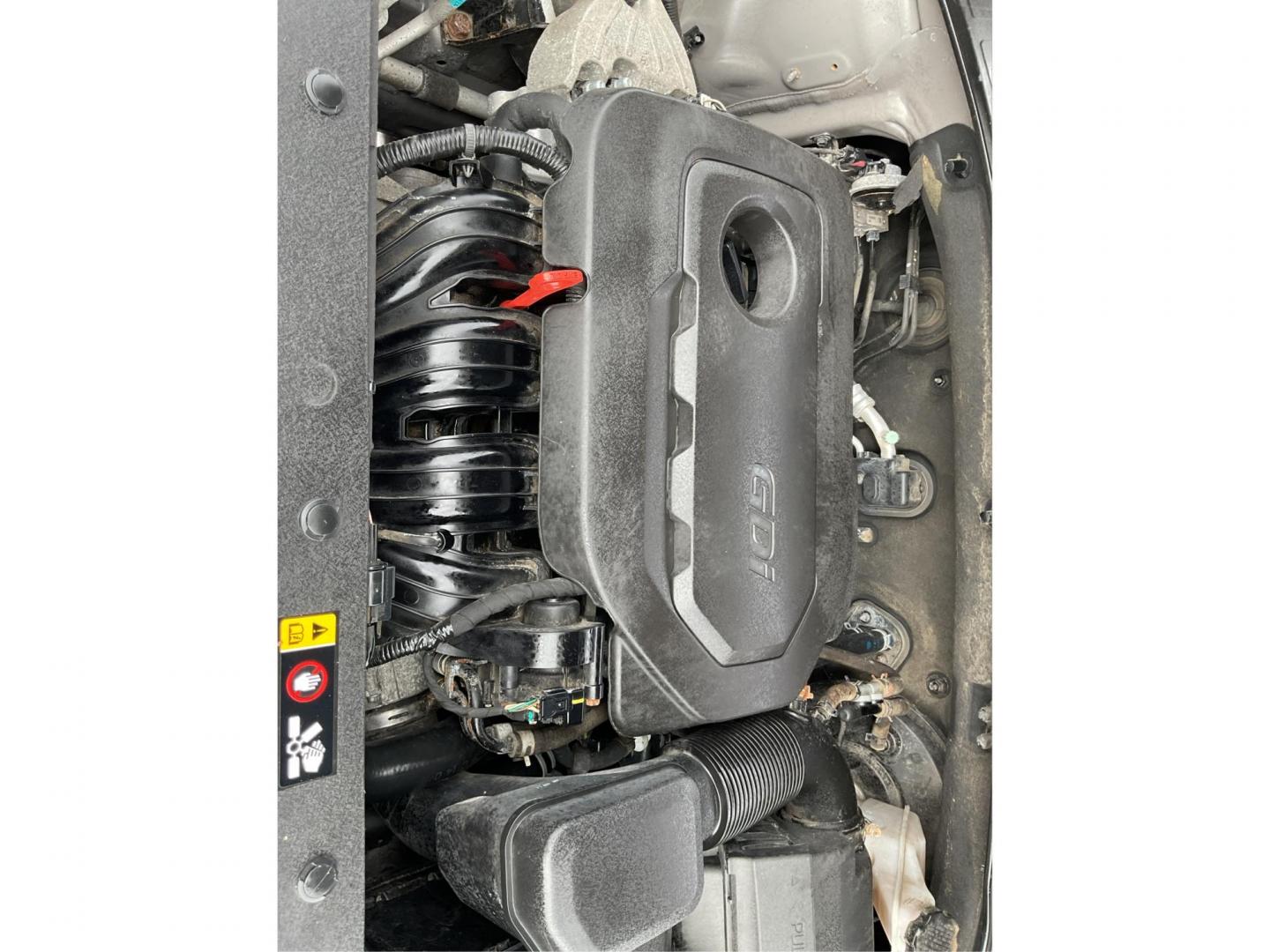 2017 Kia Sorento 2.4L LX (5XYPG4A34HG) with an 2.4L I-4 gasoline direct injection engine, located at 401 Woodman Dr, Riverside, OH, 45431, (937) 908-9800, 39.761024, -84.120956 - Photo#10