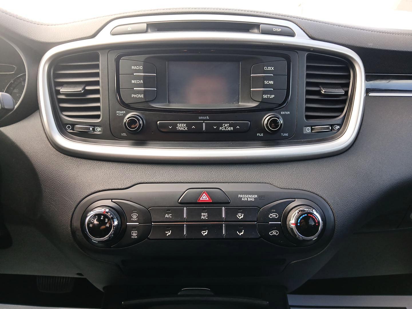 2017 Kia Sorento LX AWD (5XYPGDA39HG) with an 2.4L L4 DOHC 16V engine, 6-Speed Automatic transmission, located at 880 E. National Road, OH, 45377, (937) 908-9800, 39.891918, -84.183975 - Photo#12