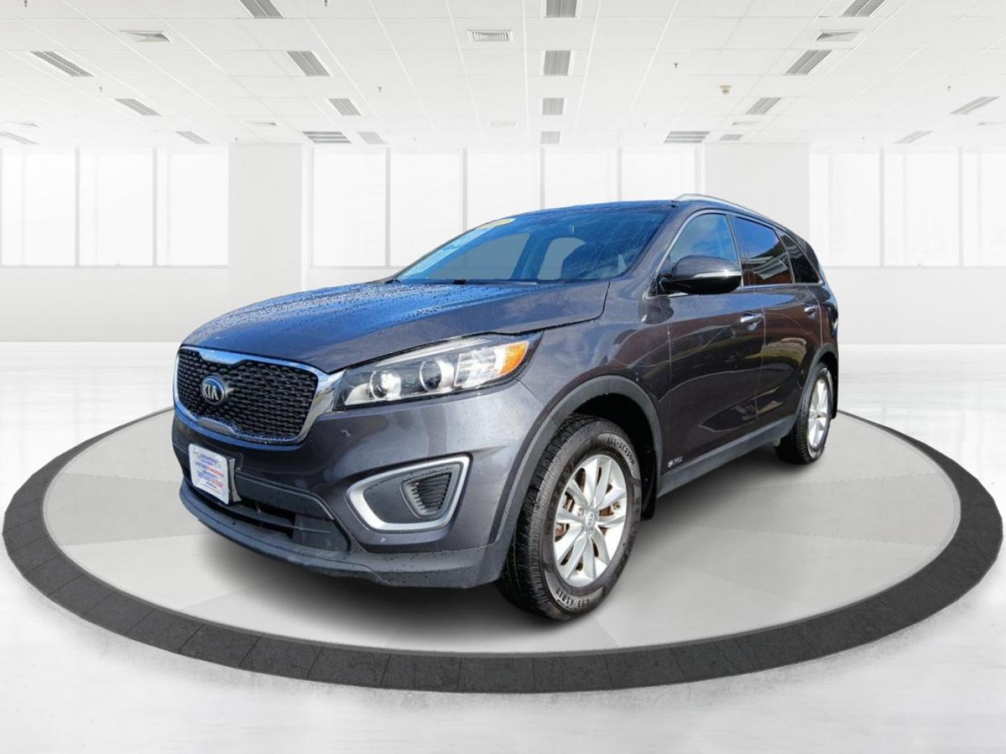 2017 Kia Sorento LX AWD (5XYPGDA39HG) with an 2.4L L4 DOHC 16V engine, 6-Speed Automatic transmission, located at 880 E. National Road, OH, 45377, (937) 908-9800, 39.891918, -84.183975 - Photo#7