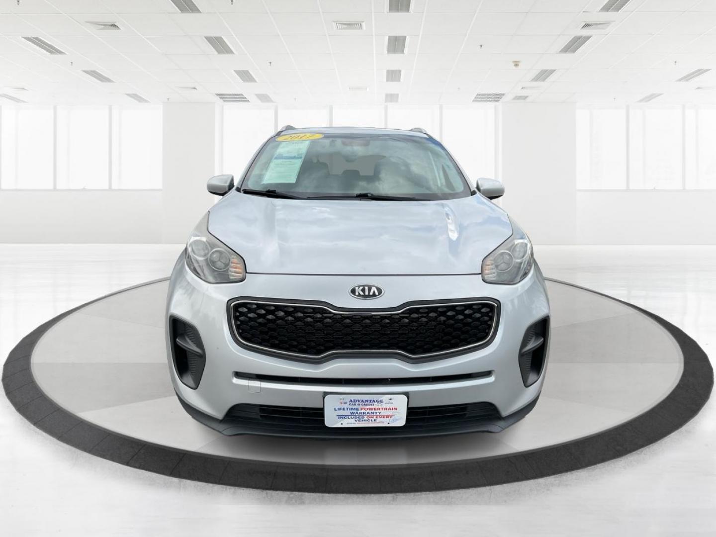 2017 Kia Sportage LX (KNDPM3AC2H7) with an Theta II 2.4L I-4 gasoline direct injection engine, located at 880 E. National Road, OH, 45377, (937) 908-9800, 39.891918, -84.183975 - Photo#7
