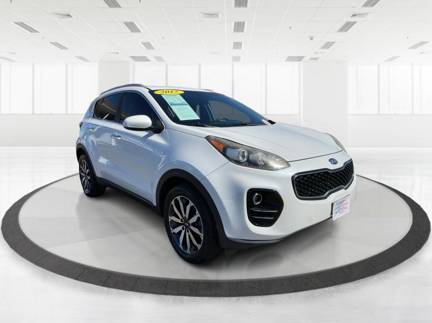 2017 Kia Sportage EX (KNDPNCAC0H7) with an Theta II 2.4L I-4 gasoline direct injection engine, located at 4508 South Dixie Dr, Moraine, OH, 45439, (937) 908-9800, 39.807072, -84.031563 - Photo#0