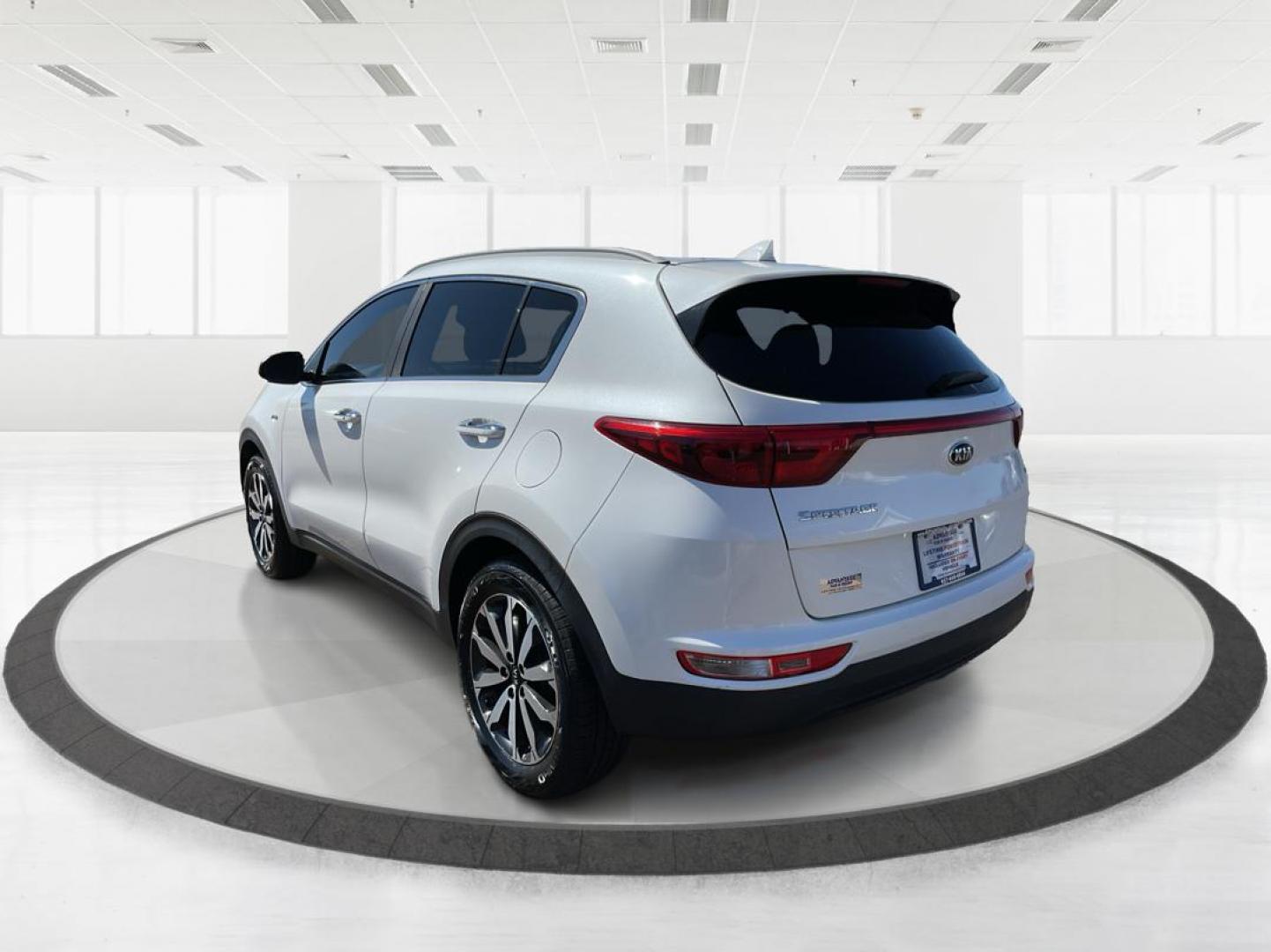 2017 Kia Sportage EX (KNDPNCAC0H7) with an Theta II 2.4L I-4 gasoline direct injection engine, located at 4508 South Dixie Dr, Moraine, OH, 45439, (937) 908-9800, 39.807072, -84.031563 - Photo#3
