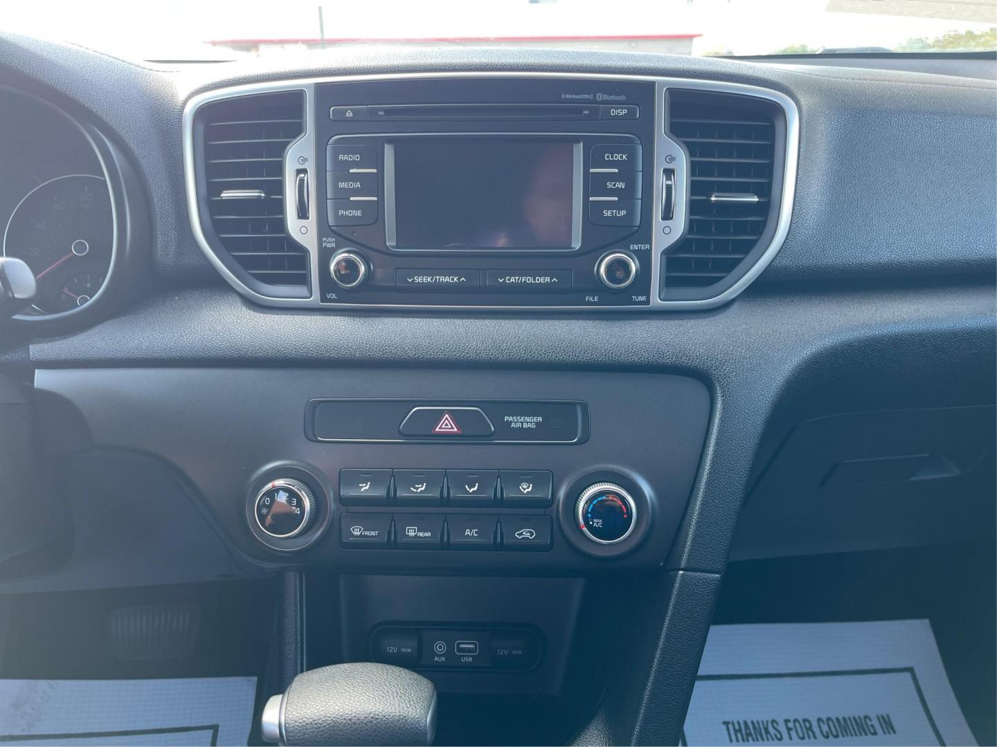 2017 Kia Sportage LX AWD (KNDPMCAC1H7) with an 2.4L V6 DOHC 24V engine, 6-Speed Automatic transmission, located at 8750 N County Rd 25A, Piqua, OH, 45356, (937) 908-9800, 40.164391, -84.232513 - Photo#12