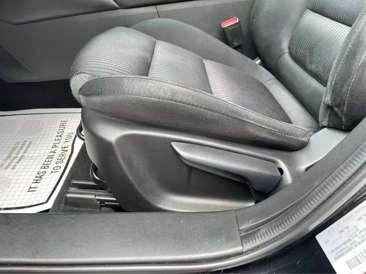 2017 Mazda Mazda6 Sport (JM1GL1U58H1) with an SKYACTIV-G 2.5L I-4 gasoline direct injection engine, located at 1184 Kauffman Ave, Fairborn, OH, 45324, (937) 908-9800, 39.807072, -84.031563 - Photo#16