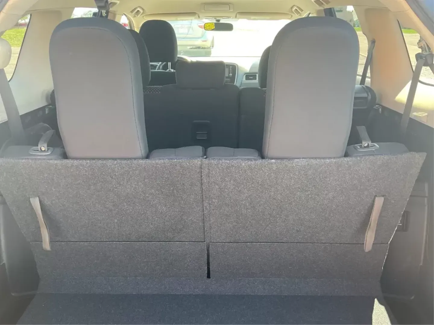 2017 Mitsubishi Outlander ES (JA4AD2A34HZ) with an 2.4L I-4 variable valve control engine, located at 880 E. National Road, OH, 45377, (937) 908-9800, 39.891918, -84.183975 - Photo#11