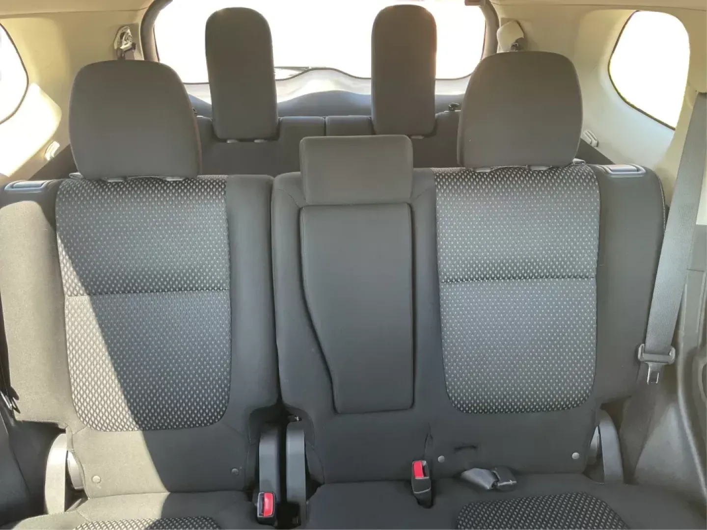 2017 Mitsubishi Outlander ES (JA4AD2A34HZ) with an 2.4L I-4 variable valve control engine, located at 880 E. National Road, OH, 45377, (937) 908-9800, 39.891918, -84.183975 - Photo#13