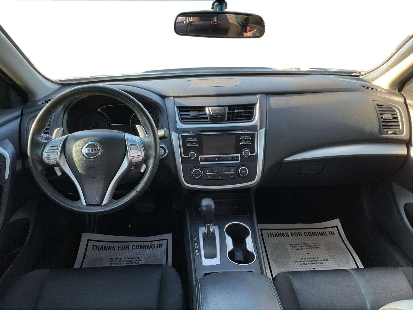 2017 Nissan Altima 2.5 SR (1N4AL3AP8HC) with an Other engine, located at 1230 East Main St, Xenia, OH, 45385, (937) 908-9800, 39.688042, -83.910538 - Photo#19