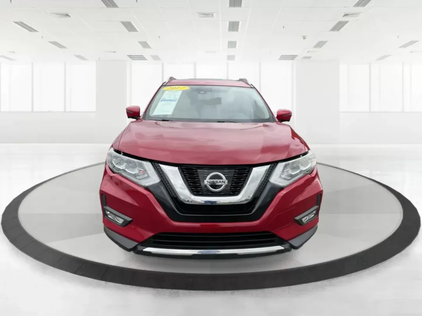2017 Nissan Rogue SL (JN8AT2MV2HW) with an 2.5L I-4 DOHC engine, located at 8750 N County Rd 25A, Piqua, OH, 45356, (937) 908-9800, 40.164391, -84.232513 - Photo#6