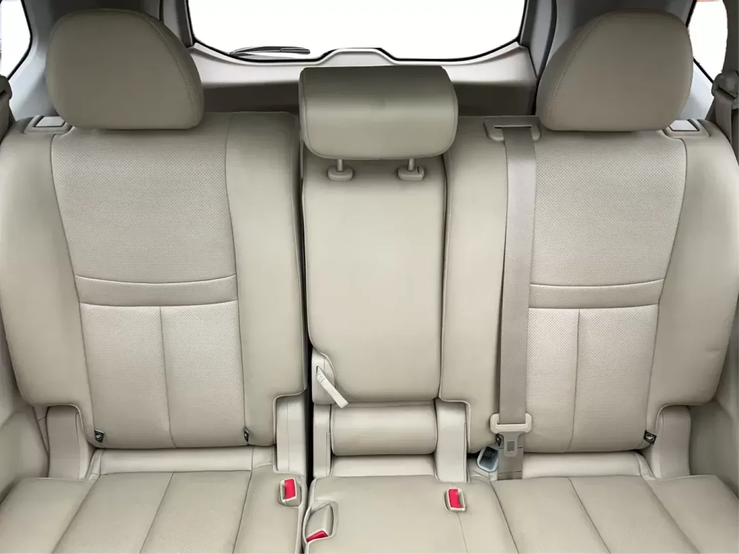 2017 Nissan Rogue SL (JN8AT2MV2HW) with an 2.5L I-4 DOHC engine, located at 8750 N County Rd 25A, Piqua, OH, 45356, (937) 908-9800, 40.164391, -84.232513 - Photo#13
