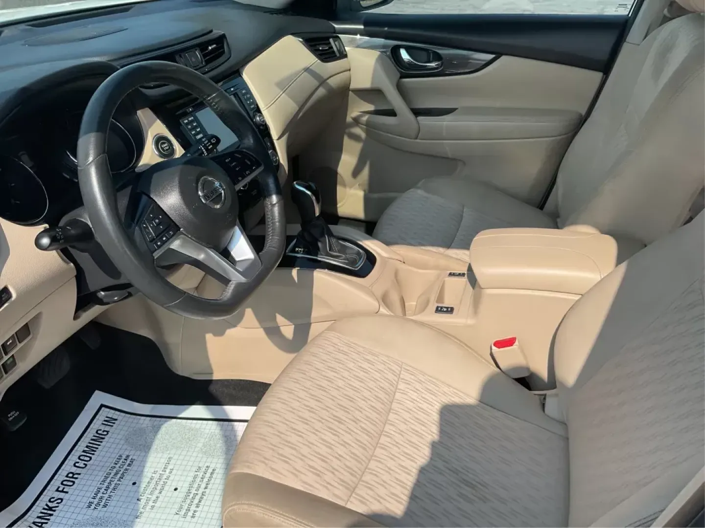 2017 Nissan Rogue SV (5N1AT2MV3HC) with an 2.5L I-4 DOHC engine, located at 1099 N County Rd 25A , Troy, OH, 45373, (937) 908-9800, 40.057041, -84.215462 - Photo#8