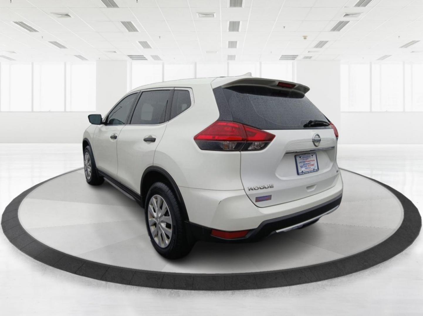 2017 Nissan Rogue S AWD (5N1AT2MV1HC) with an 2.5L L4 DOHC 16V engine, Continuously Variable Transmission transmission, located at 401 Woodman Dr, Riverside, OH, 45431, (937) 908-9800, 39.761024, -84.120956 - Photo#4