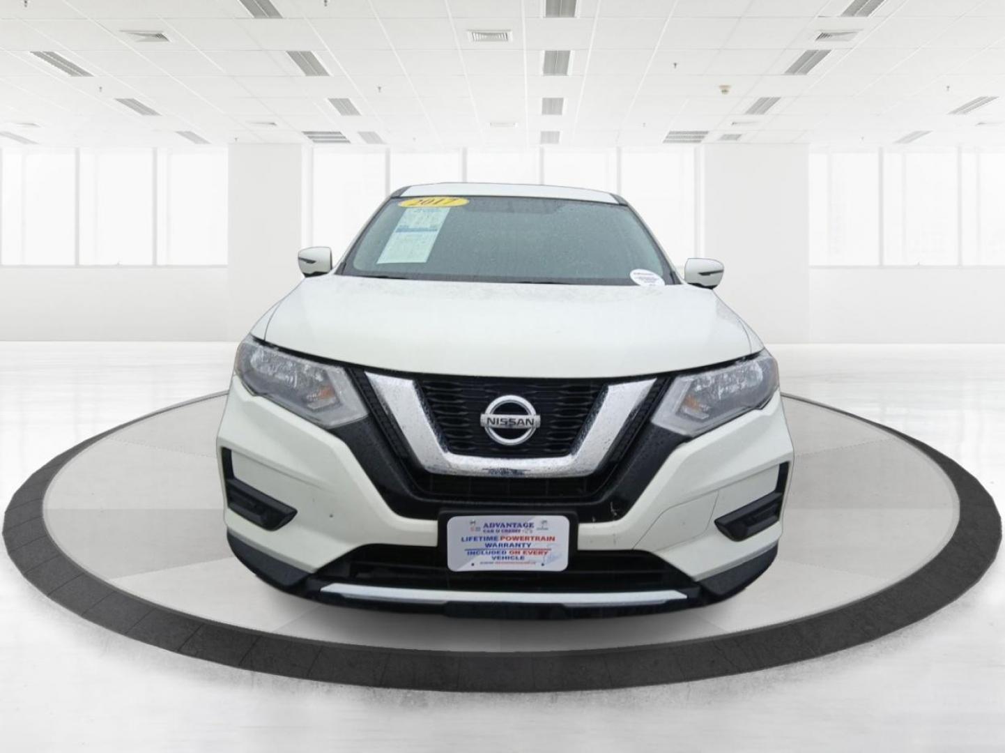 2017 Nissan Rogue S AWD (5N1AT2MV1HC) with an 2.5L L4 DOHC 16V engine, Continuously Variable Transmission transmission, located at 401 Woodman Dr, Riverside, OH, 45431, (937) 908-9800, 39.761024, -84.120956 - Photo#6