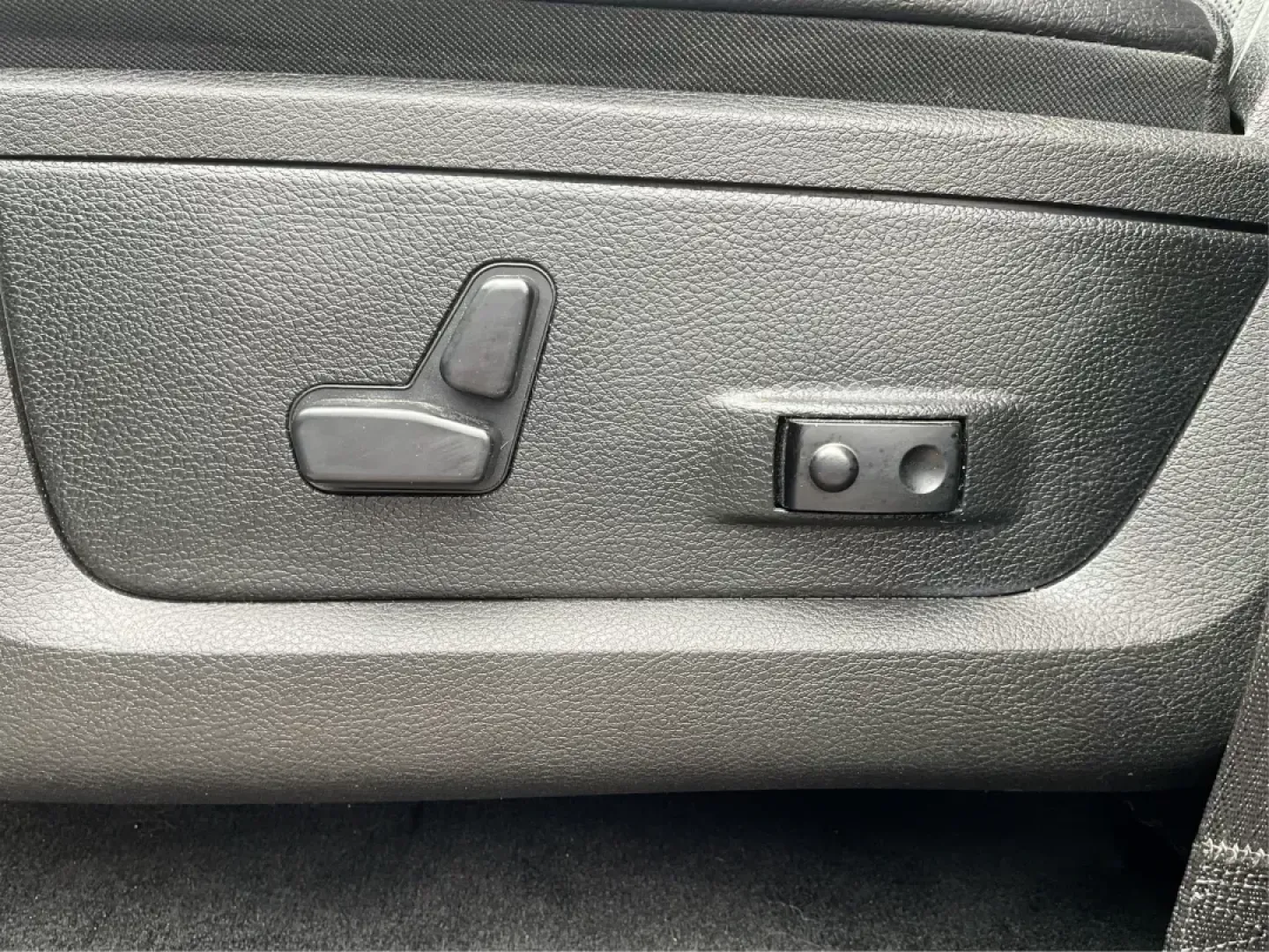 2017 Ram 1500 Sport (1C6RR7MT6HS) with an Other engine, located at 8750 N County Rd 25A, Piqua, OH, 45356, (937) 908-9800, 40.164391, -84.232513 - Photo#16
