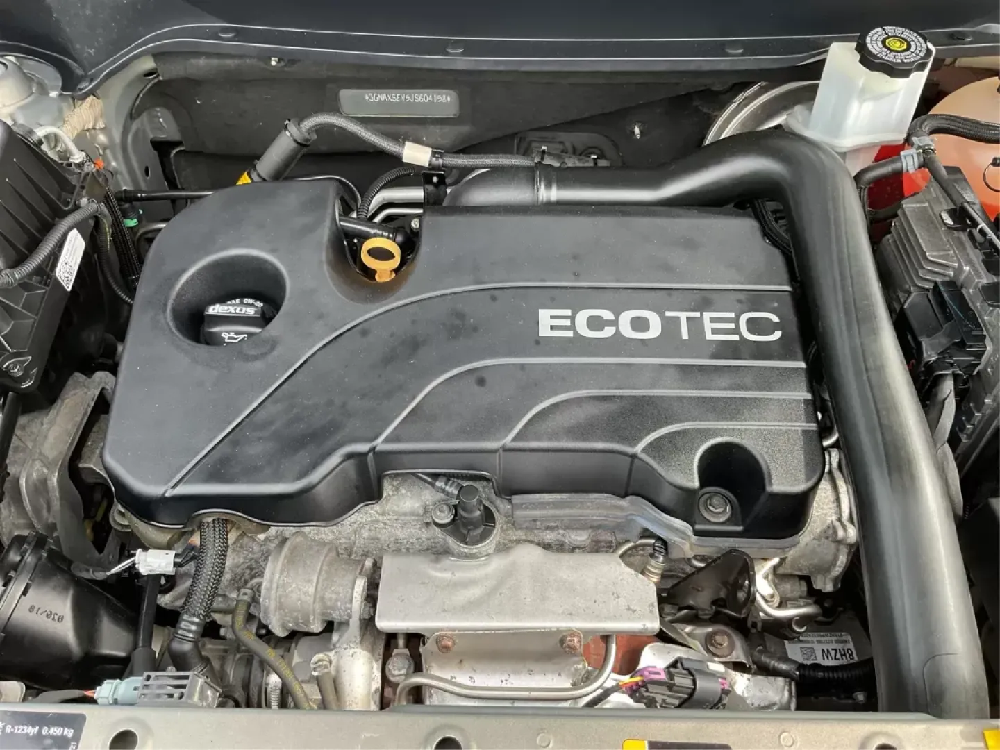 2018 Chevrolet Equinox LT (3GNAXSEV5JS) with an 1.5L I-4 gasoline direct injection engine, located at 8750 N County Rd 25A, Piqua, OH, 45356, (937) 908-9800, 40.164391, -84.232513 - Photo#10