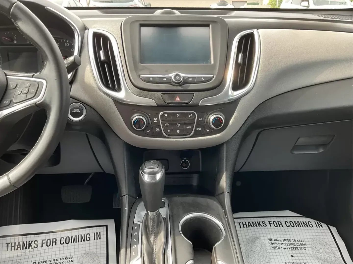 2018 Chevrolet Equinox LT (3GNAXSEV5JS) with an 1.5L I-4 gasoline direct injection engine, located at 8750 N County Rd 25A, Piqua, OH, 45356, (937) 908-9800, 40.164391, -84.232513 - Photo#12