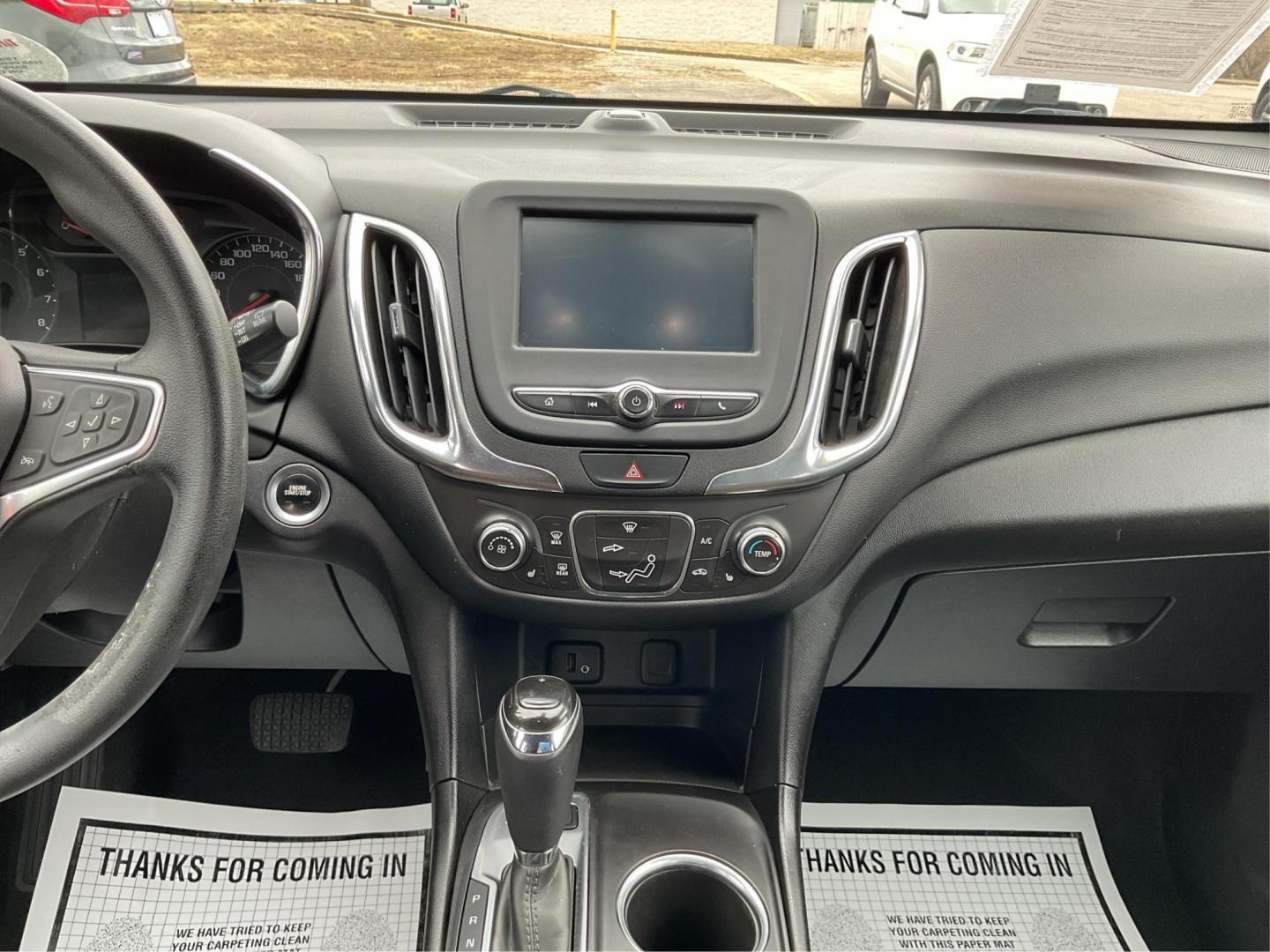 2018 Chevrolet Equinox LT AWD (2GNAXSEV5J6) with an 1.5L L4 DOHC 16V TURBO engine, 6-Speed Automatic transmission, located at 1184 Kauffman Ave, Fairborn, OH, 45324, (937) 908-9800, 39.807072, -84.031563 - Photo#12