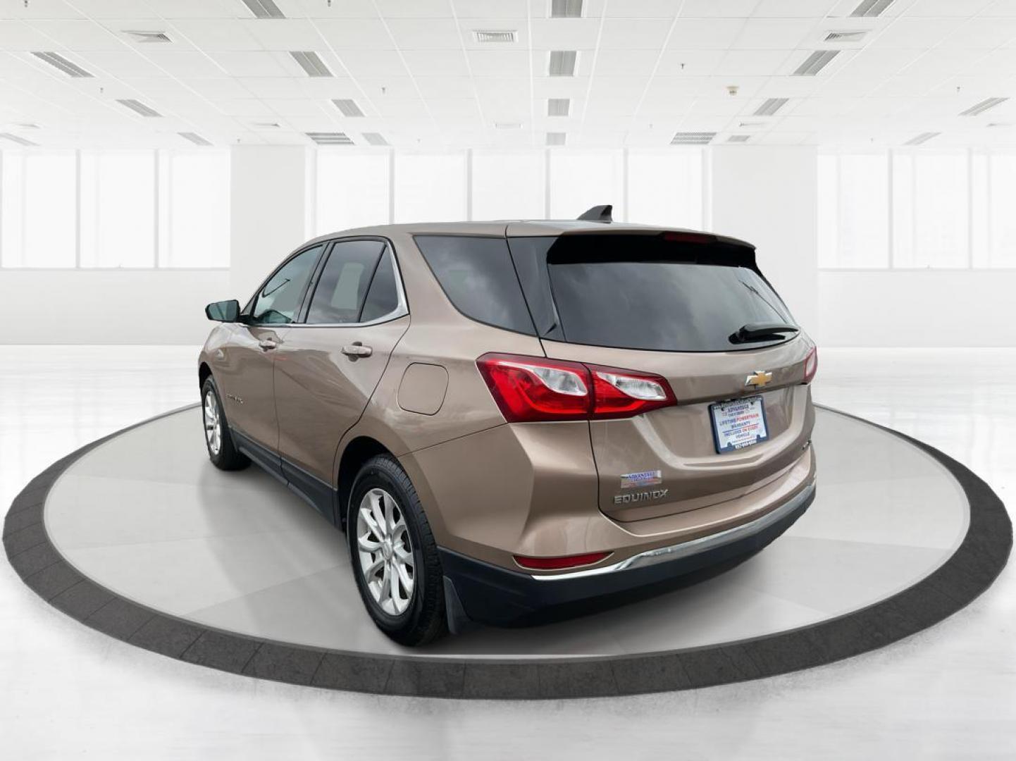 2018 Chevrolet Equinox LT AWD (2GNAXSEV5J6) with an 1.5L L4 DOHC 16V TURBO engine, 6-Speed Automatic transmission, located at 1184 Kauffman Ave, Fairborn, OH, 45324, (937) 908-9800, 39.807072, -84.031563 - Photo#4