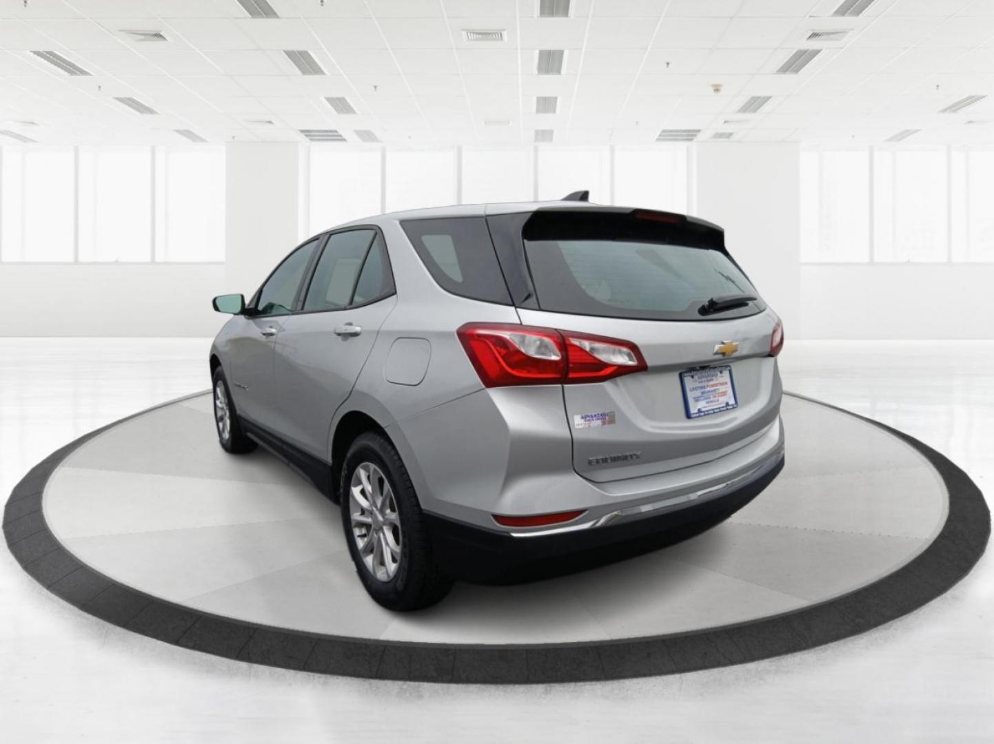 2018 Chevrolet Equinox LS 2WD (3GNAXHEV3JL) with an 1.5L L4 DOHC 16V TURBO engine, 6-Speed Automatic transmission, located at 1951 S Dayton Lakeview Rd., New Carlisle, OH, 45344, (937) 908-9800, 39.890999, -84.050255 - Photo#4
