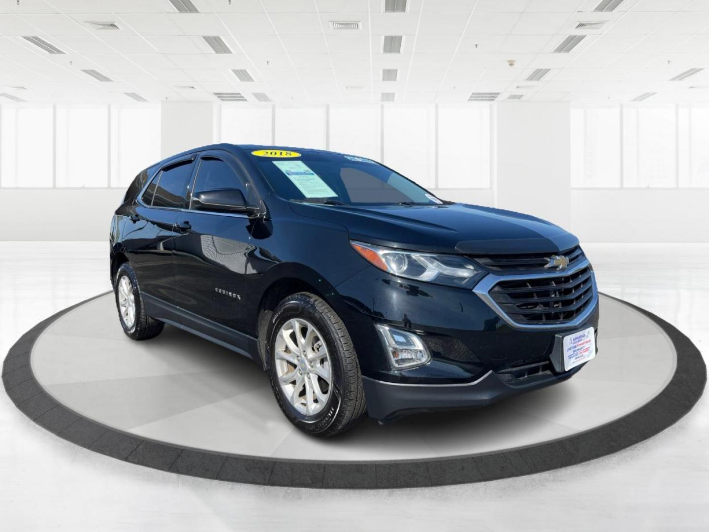 2018 Chevrolet Equinox LT 2WD (2GNAXJEV1J6) with an 1.5L L4 DIR DOHC 16V TURBO engine, 6-Speed Automatic transmission, located at 880 E. National Road, OH, 45377, (937) 908-9800, 39.891918, -84.183975 - Photo#0