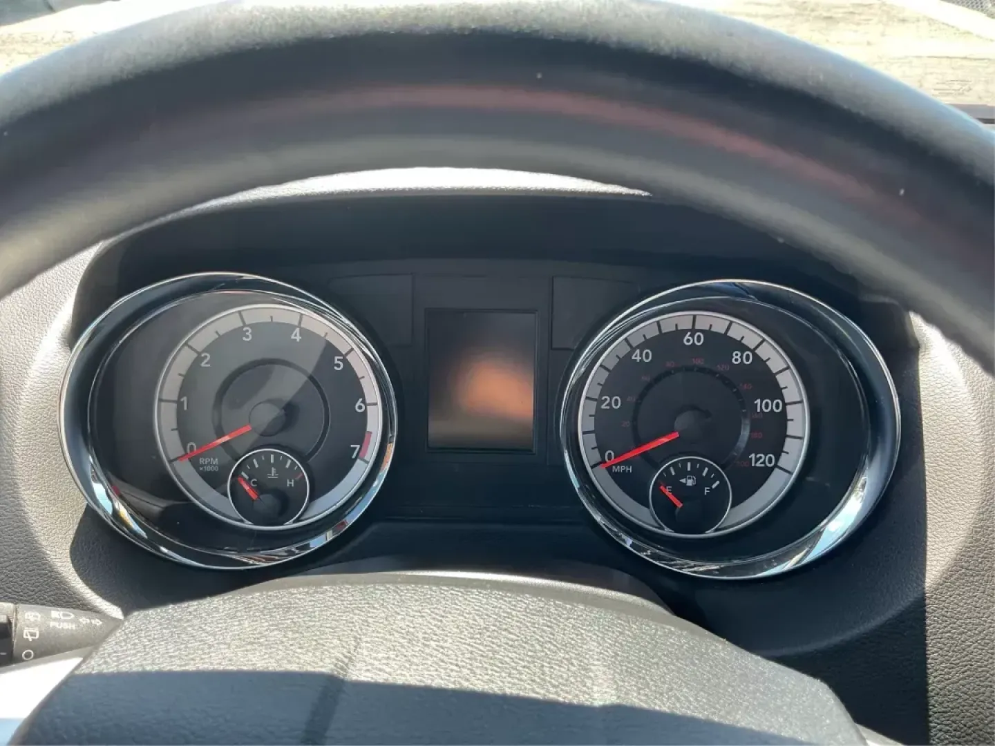 2018 Dodge Grand Caravan GT (2C4RDGEGXJR) with an Pentastar 3.6L V-6 DOHC engine, located at 8750 N County Rd 25A, Piqua, OH, 45356, (937) 908-9800, 40.164391, -84.232513 - Photo#14