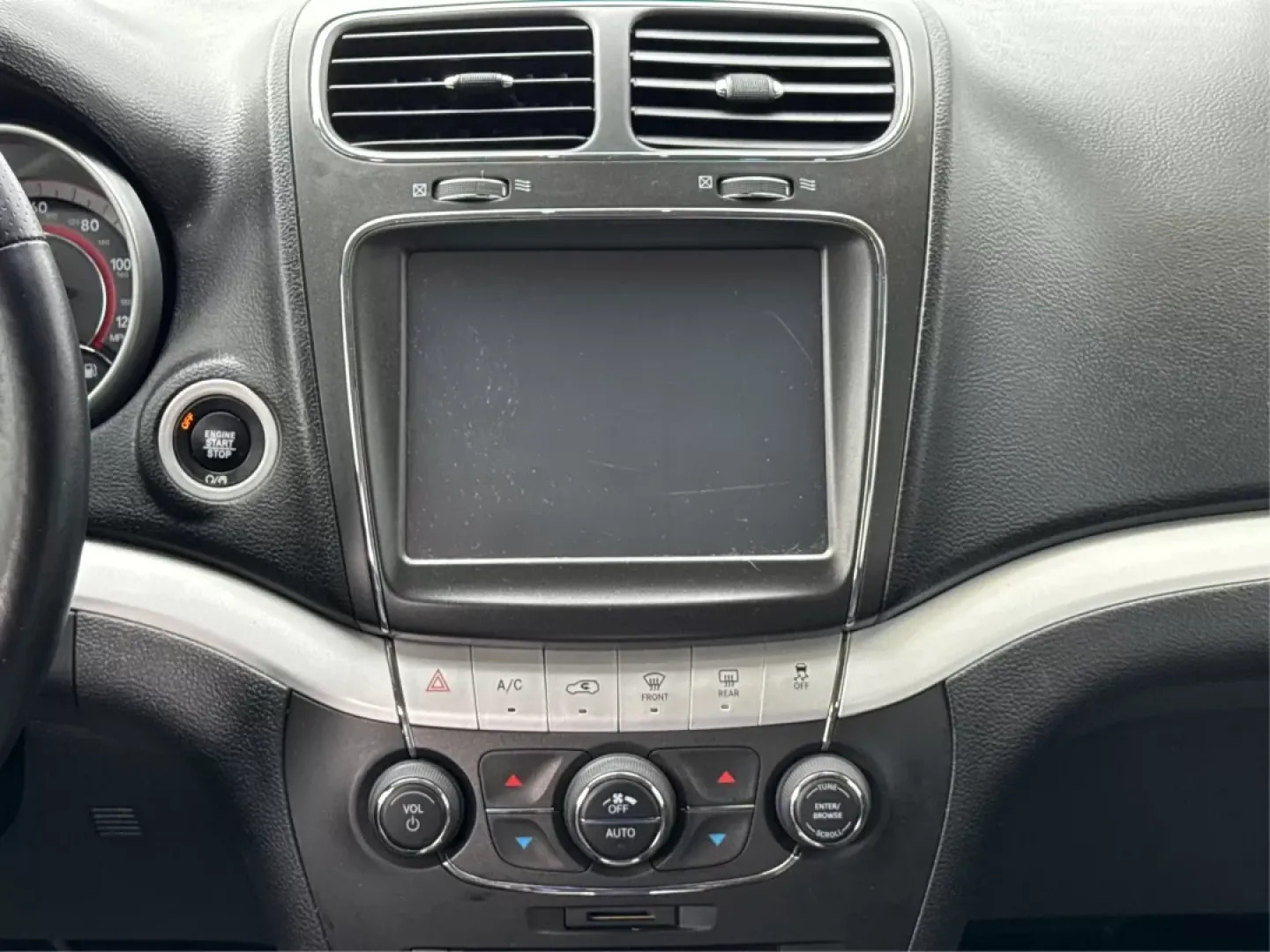 2018 Dodge Journey GT (3C4PDCEG4JT) with an Pentastar 3.6L V-6 DOHC engine, located at 1230 East Main St, Xenia, OH, 45385, (937) 908-9800, 39.688042, -83.910538 - **Adventure Awaits with the 2018 Dodge Journey GT SUV! Perfect for Active Lifestyles**<br /> <br /> Are you ready to elevate your family adventures or weekend getaways? The 2018 Dodge Journey GT is the ideal SUV for those who crave versatility, comfort, and reliability, all while being budget-friend - Photo#13