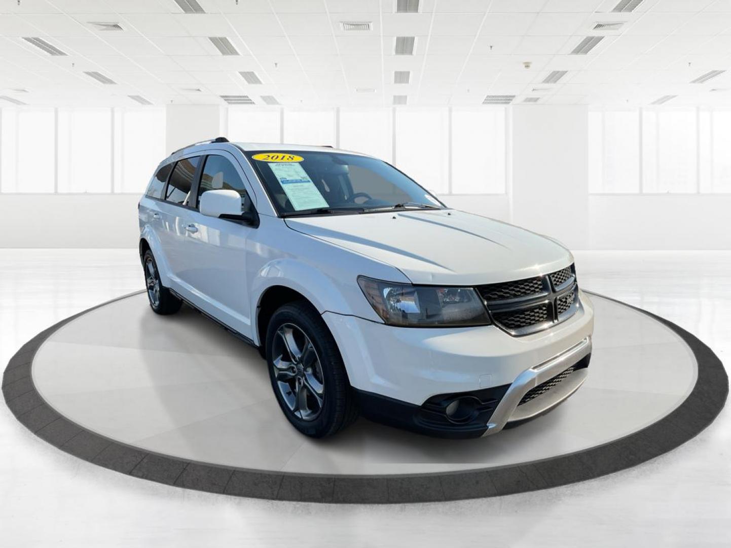 2018 Dodge Journey Crossroad (3C4PDCGG3JT) with an Pentastar 3.6L V-6 DOHC engine, located at 1230 East Main St, Xenia, OH, 45385, (937) 908-9800, 39.688042, -83.910538 - Photo#0