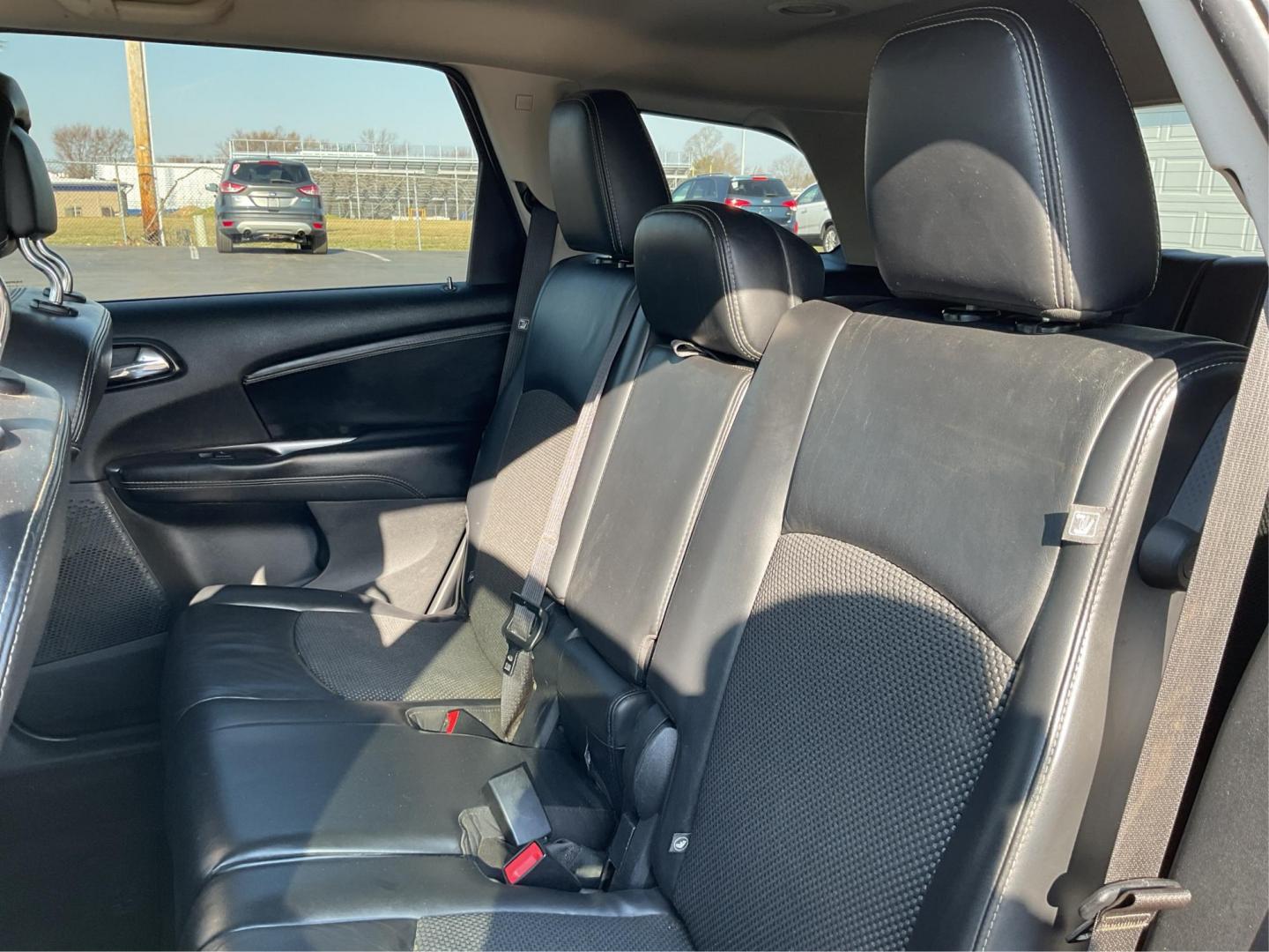 2018 Dodge Journey Crossroad (3C4PDCGG3JT) with an Pentastar 3.6L V-6 DOHC engine, located at 1230 East Main St, Xenia, OH, 45385, (937) 908-9800, 39.688042, -83.910538 - Photo#9