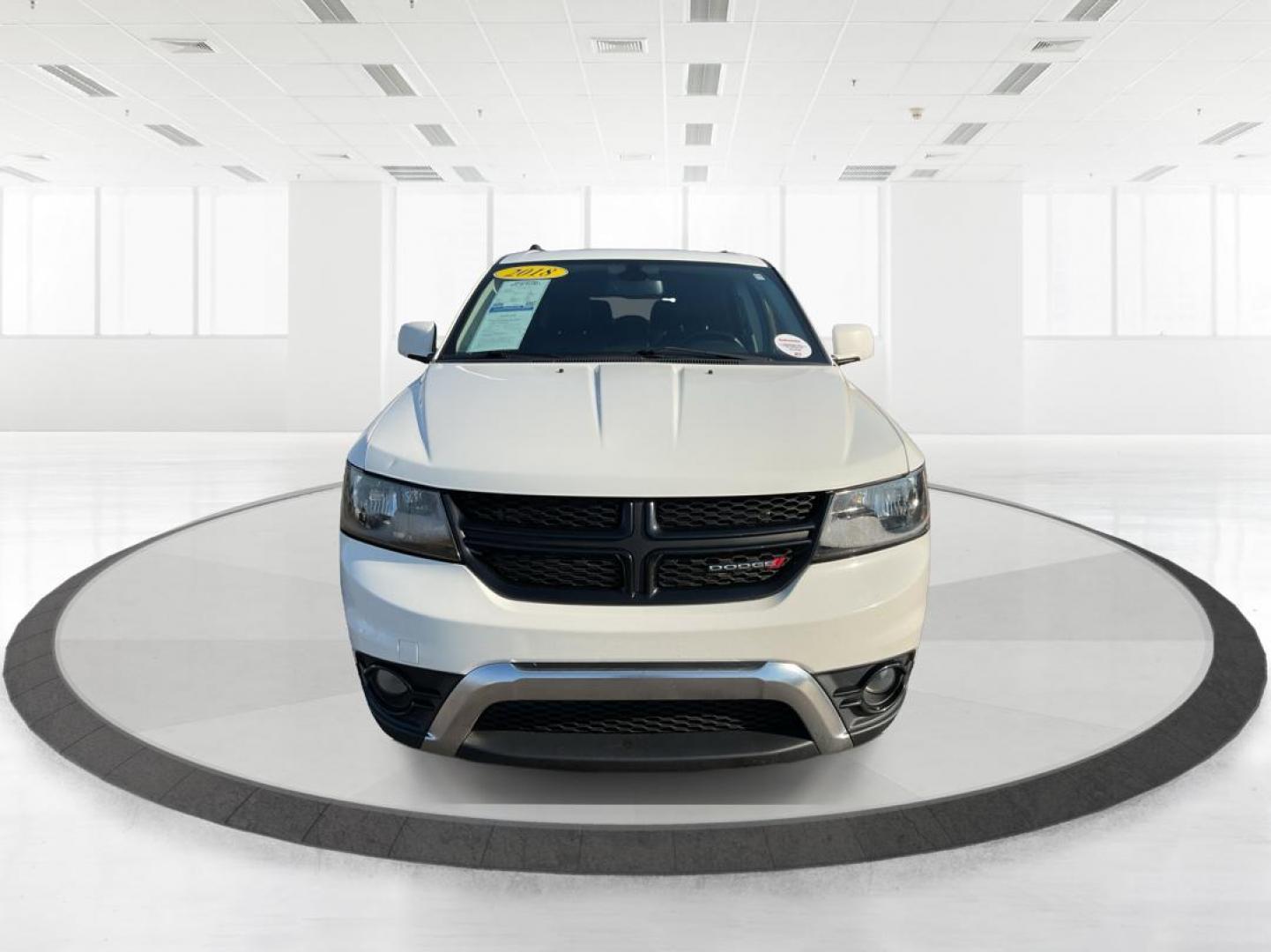 2018 Dodge Journey Crossroad (3C4PDCGG3JT) with an Pentastar 3.6L V-6 DOHC engine, located at 1230 East Main St, Xenia, OH, 45385, (937) 908-9800, 39.688042, -83.910538 - Photo#6