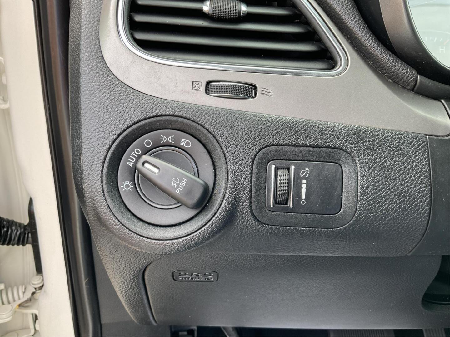 2018 Dodge Journey Crossroad (3C4PDCGG5JT) with an Pentastar 3.6L V-6 DOHC engine, located at 1099 N County Rd 25A , Troy, OH, 45373, (937) 908-9800, 40.057041, -84.215462 - Photo#14
